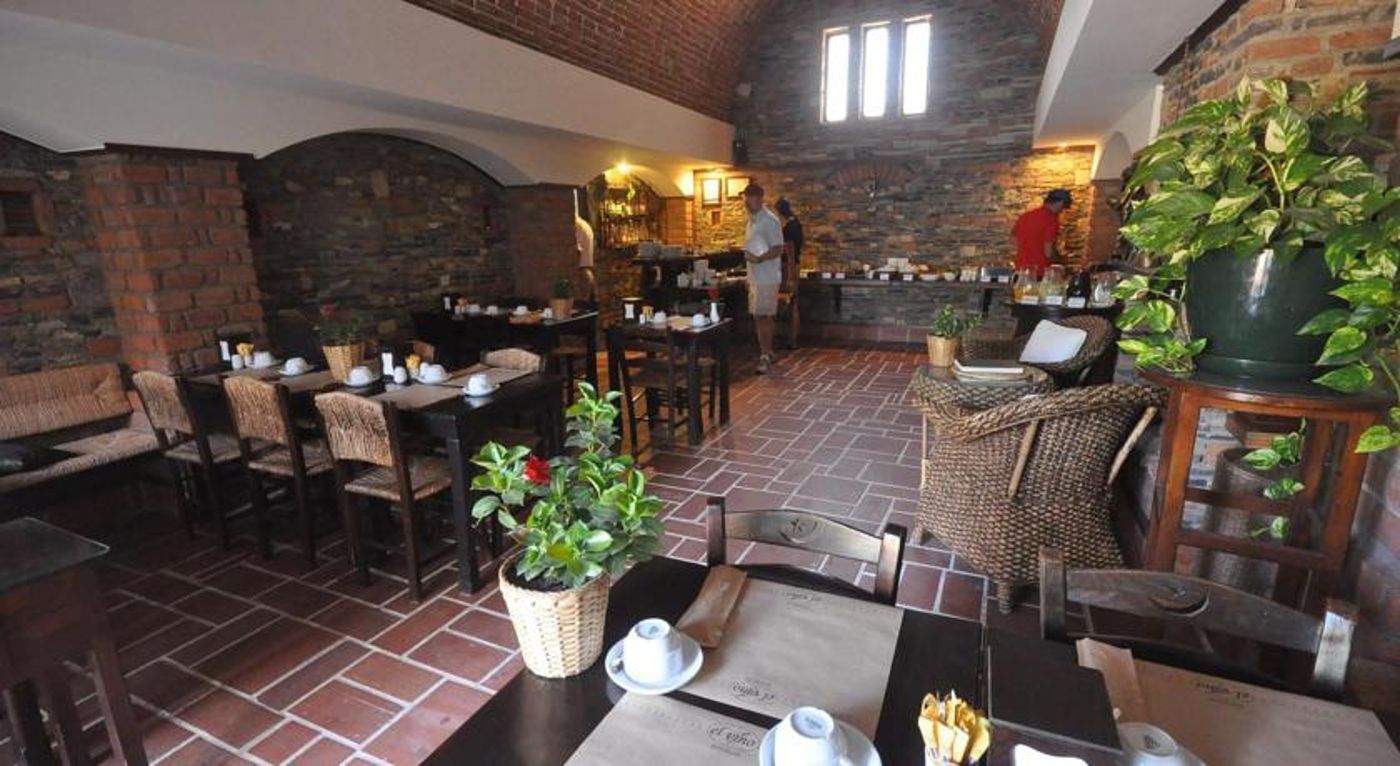 El Vino Hotel Suites