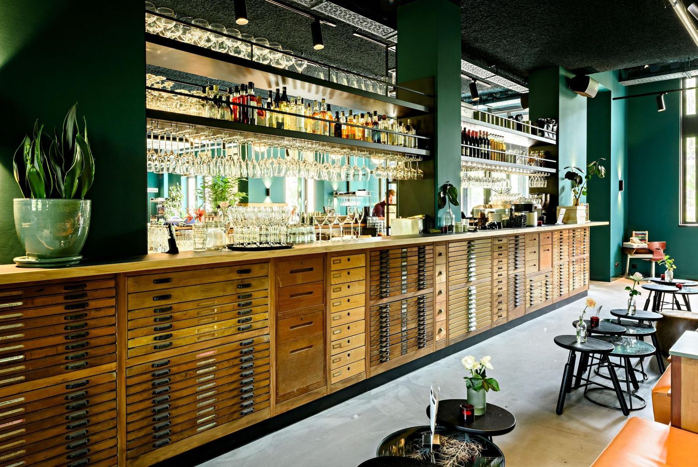 Conscious-Hotel-Westerpark-Bar-4