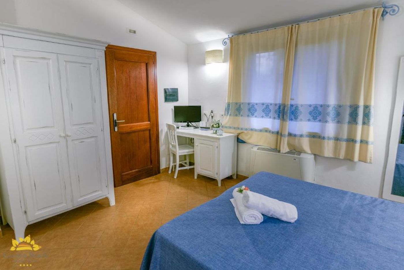 Garden-Beach-Room-22