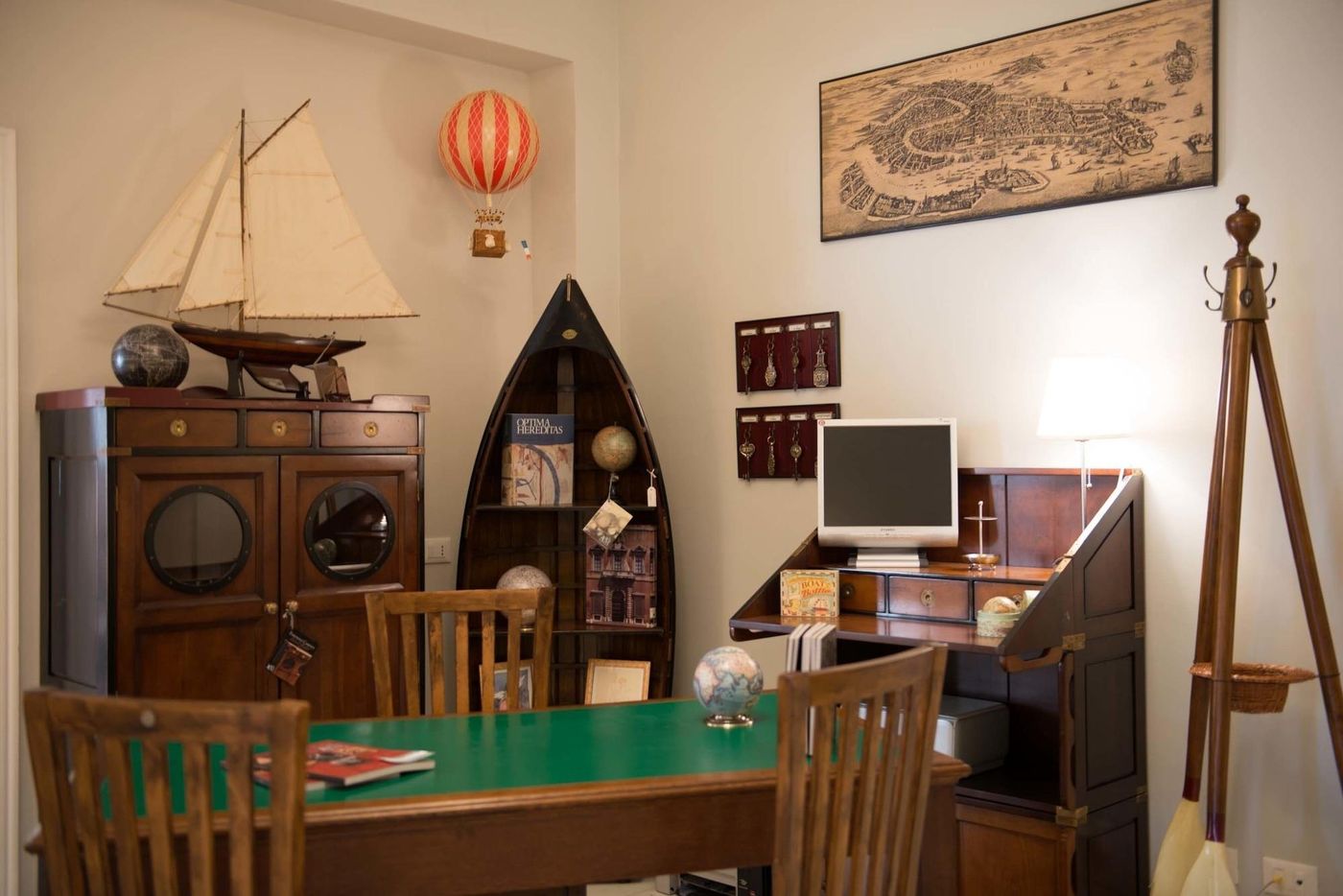 Authentic-Sweet-Home-Room-37