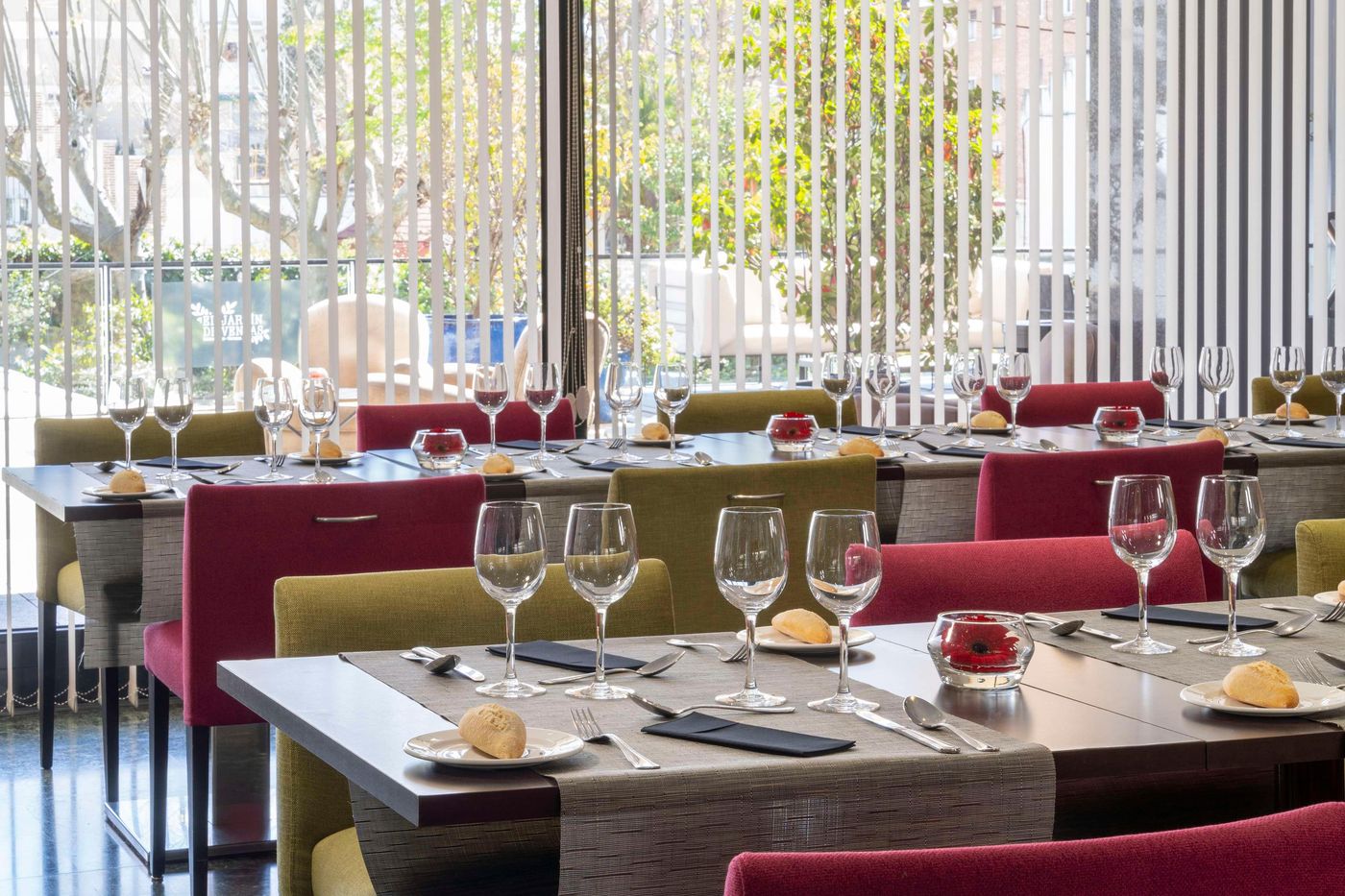 NH-Madrid-Ventas-Restaurant-30