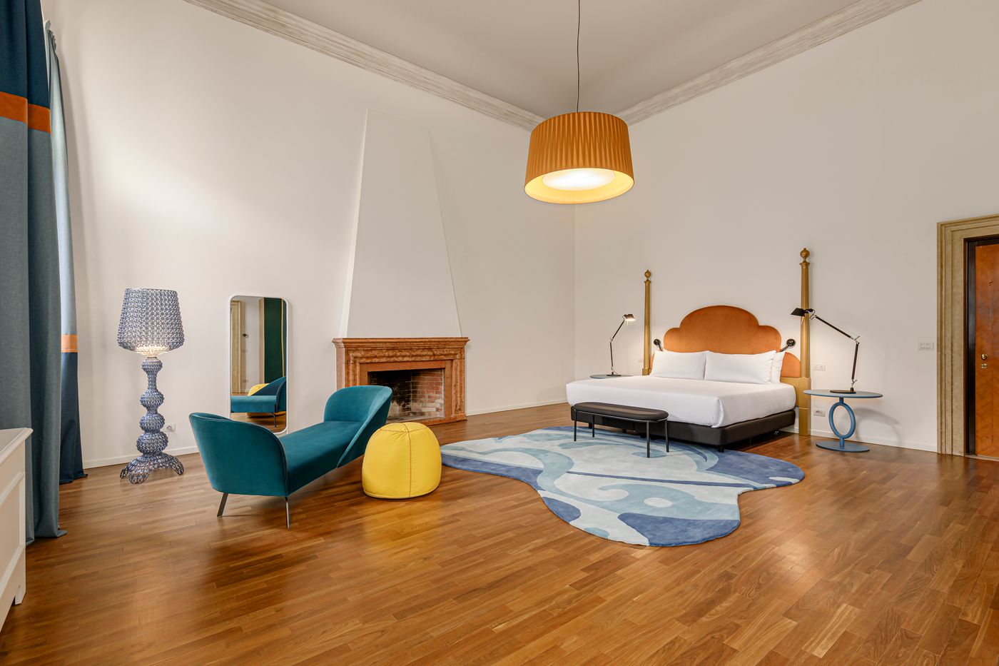 Palazzo-Dei-Fiori-By-Room-Mate-Room-29