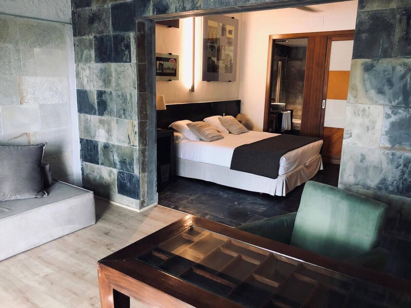 Mas-Passamaner-Room-40