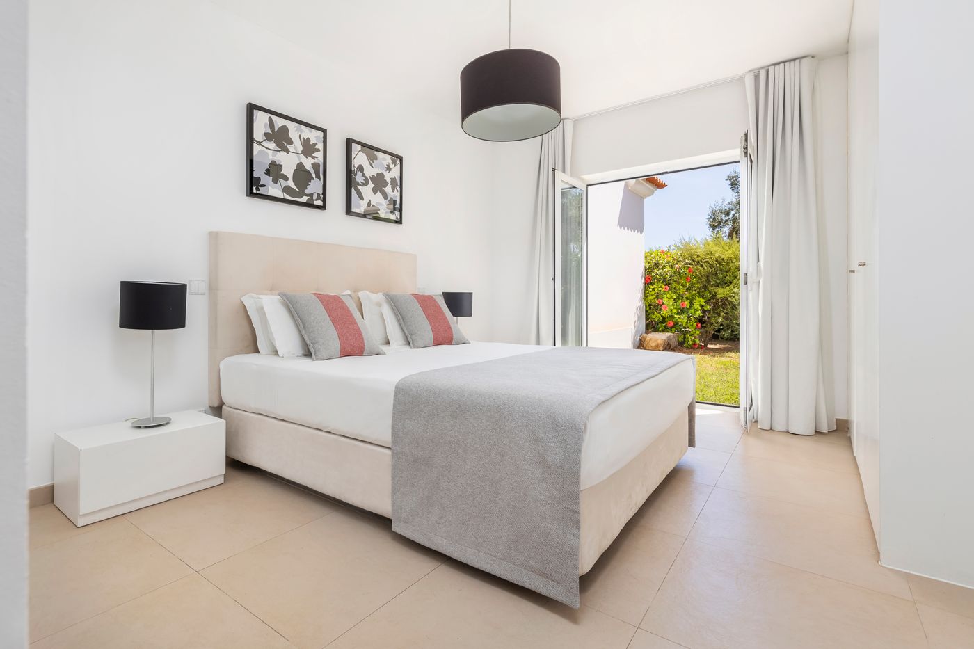 Eden-Villas-and-Apartments-Room-27