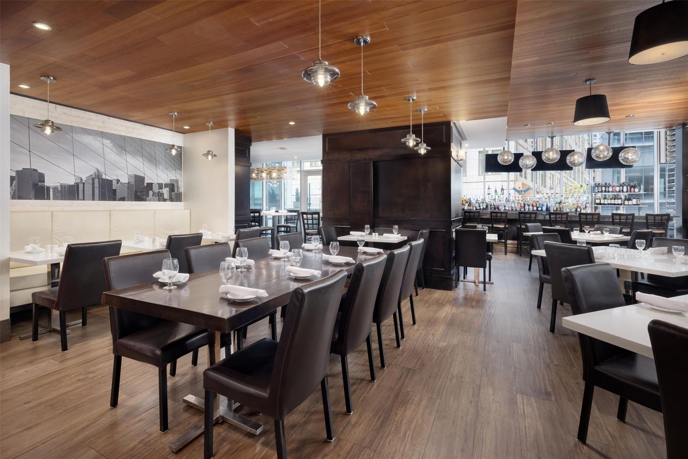 Hilton-Garden-Inn-New-York-Times-Square-Central-Restaurant-41