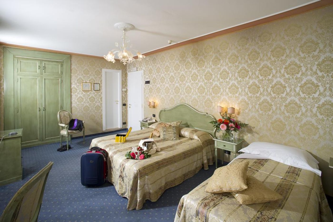 Carlton-on-the-Grand-Canal-Room-19