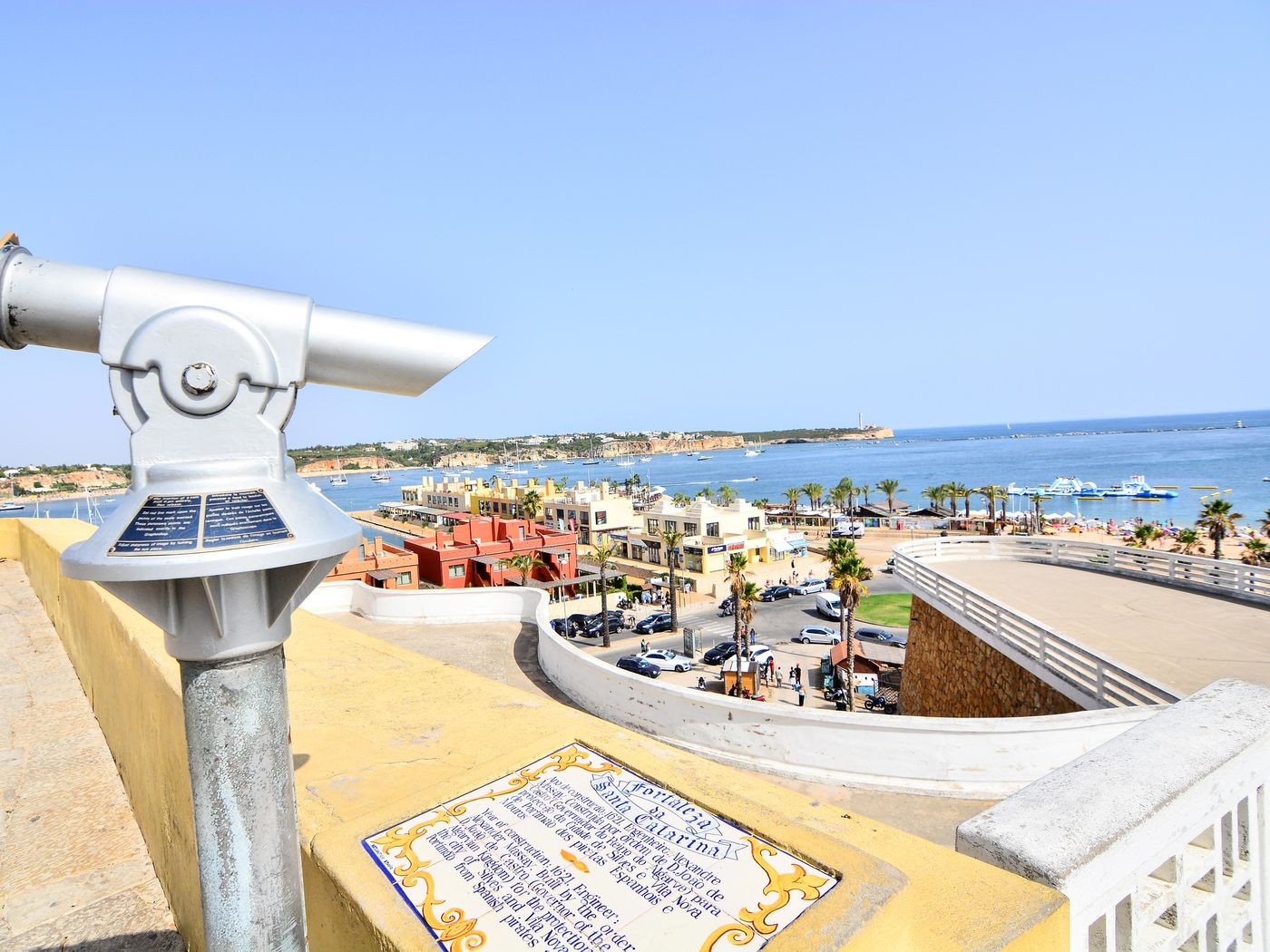 Clube-Praia-da-Rocha-Beach-23