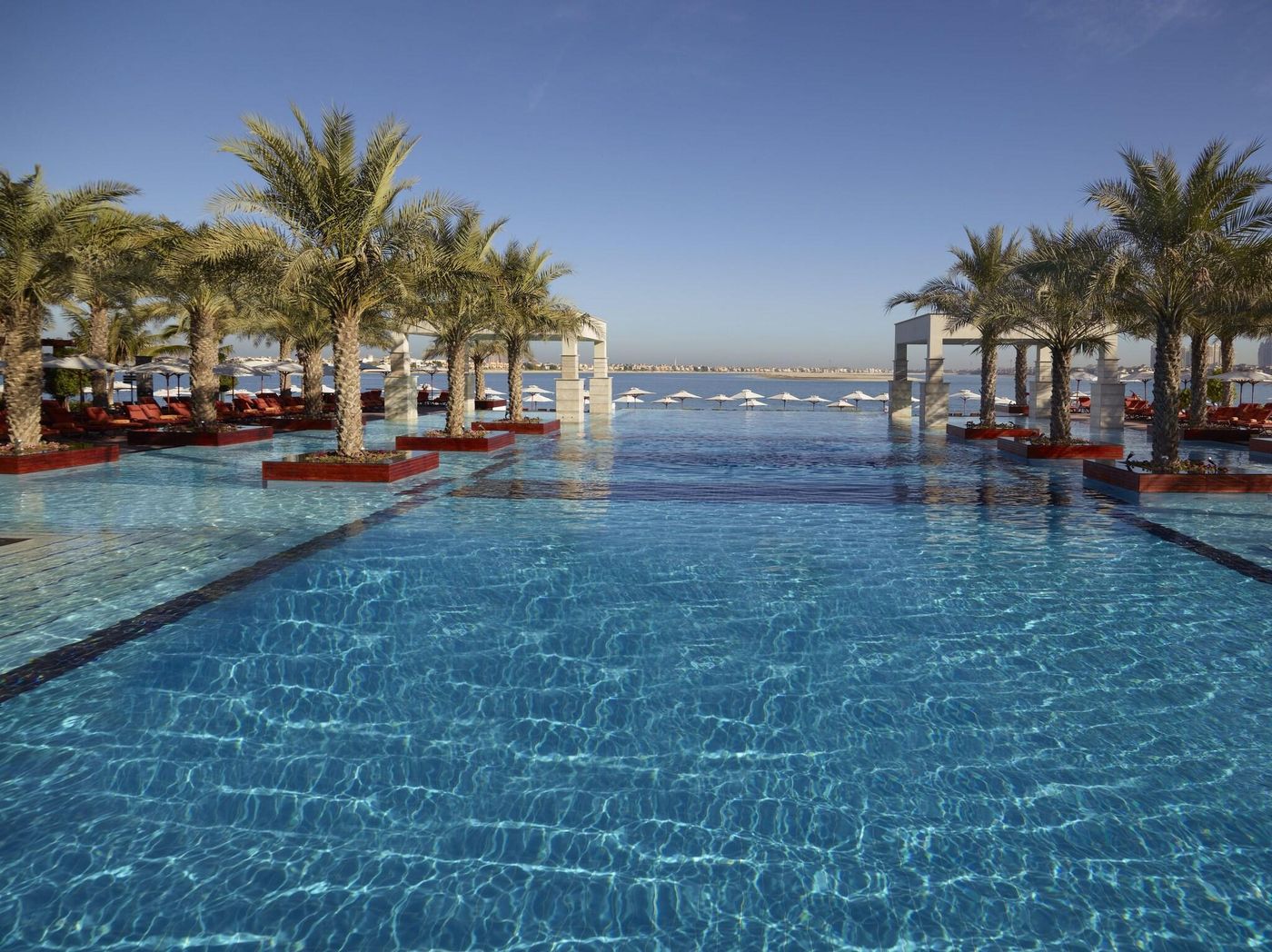 Jumeirah-Zabeel-Saray-Pool-5