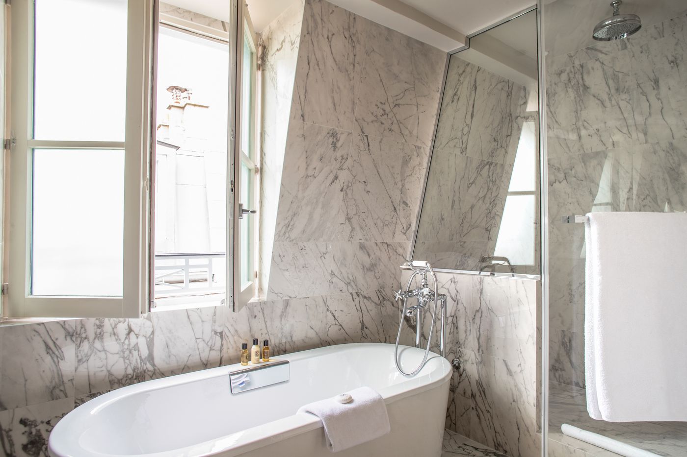 Esprit-Saint-Germain-Room-48