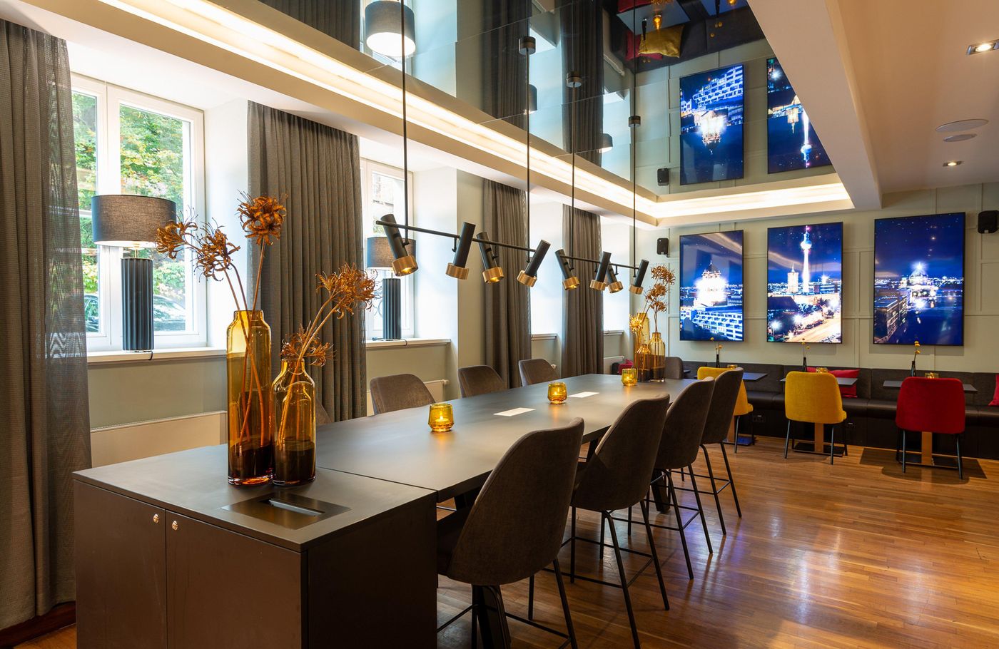 Leonardo-Royal-Hotel-Berlin-Alexanderplatz-Bar-22