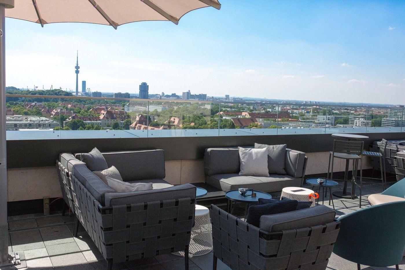 Andaz-Munich-Schwabinger-Tor---a-concept-by-Hyatt-Terrace-59