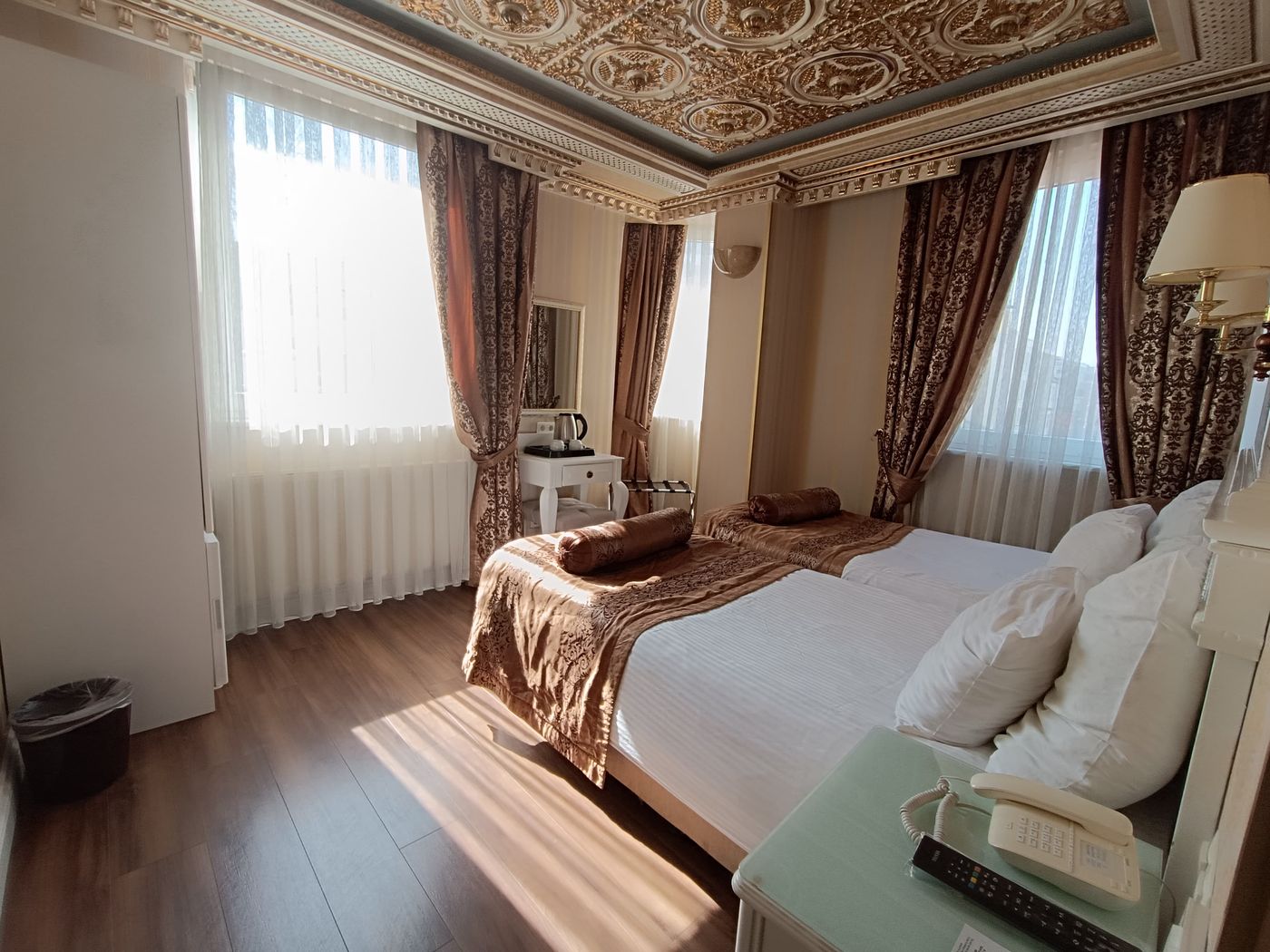 Golden-Horn-Sirkeci-Room-16
