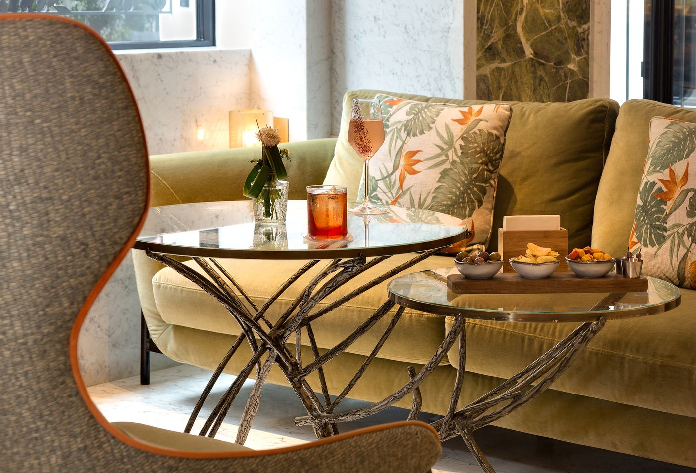 La-Demeure-Montaigne-Bar-16