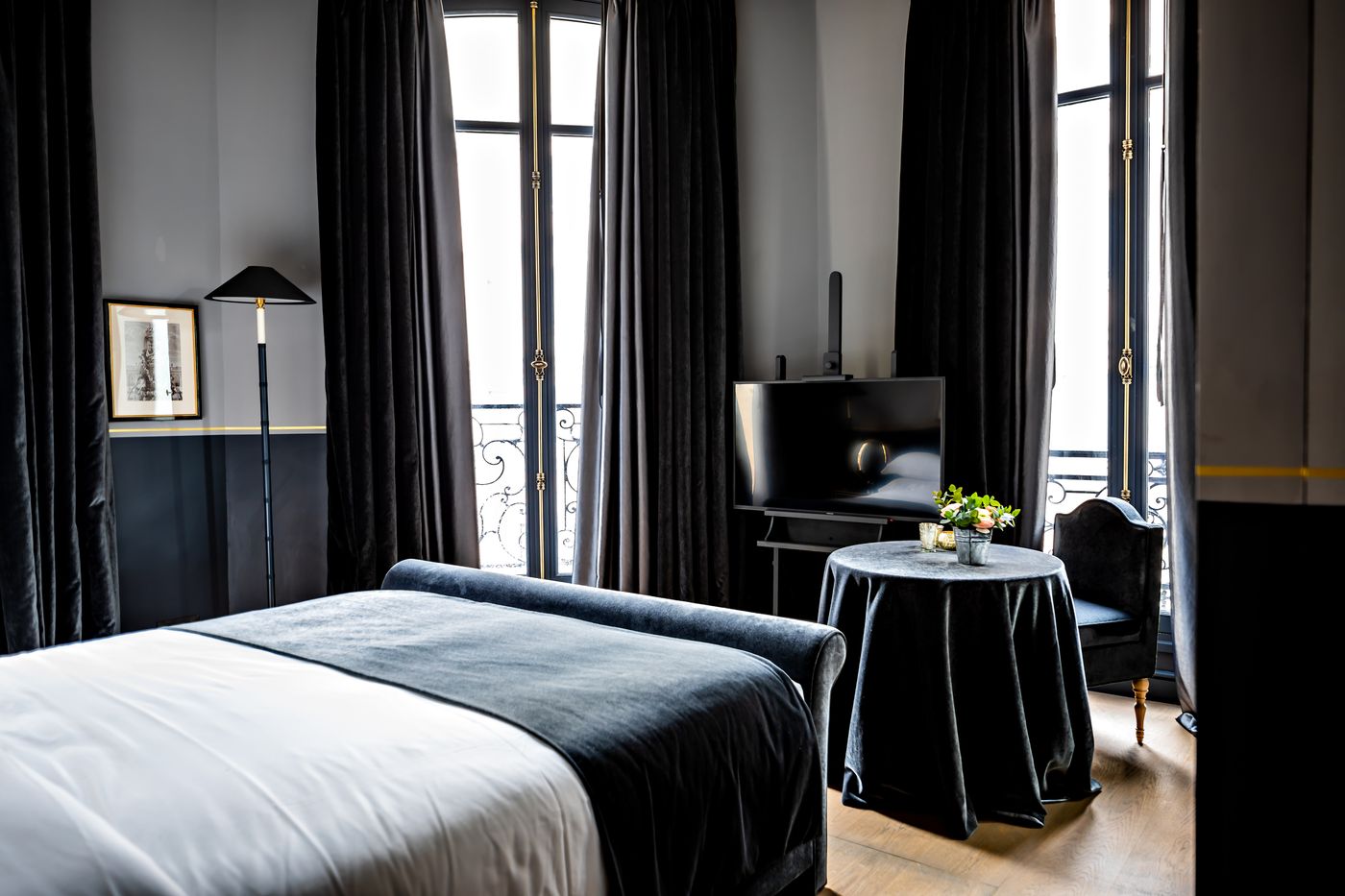 Monsieur-George-Hotel---Spa-Room-5