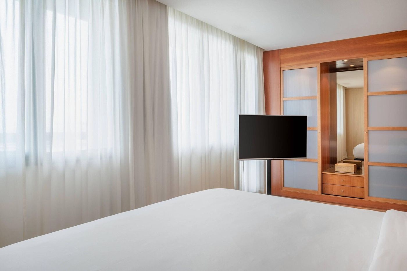 AC-Malaga-Palacio-Room-26