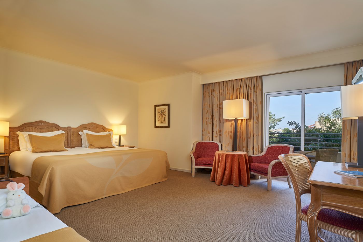 Porto-Bay-Falesia-Room-11