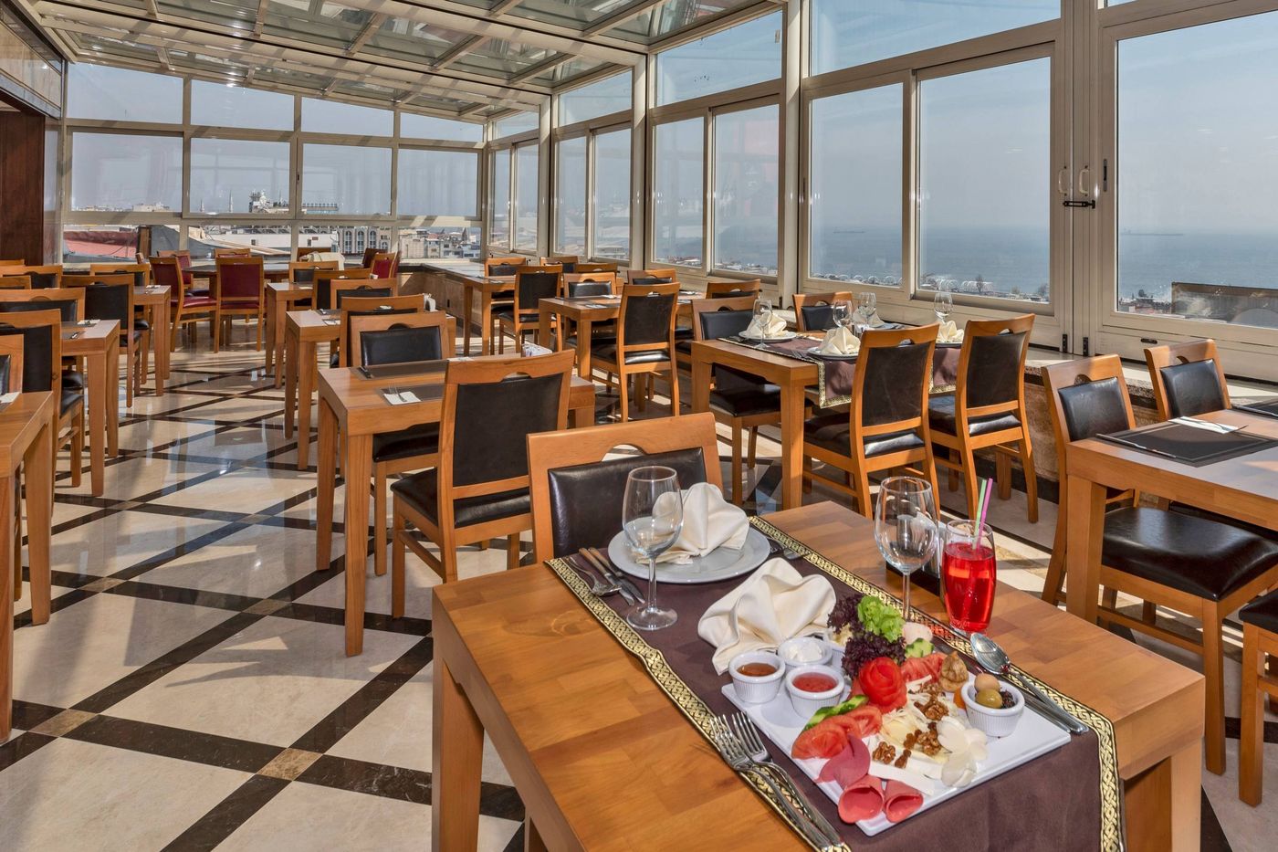 Piya-Sport-Hotel-Restaurant-9