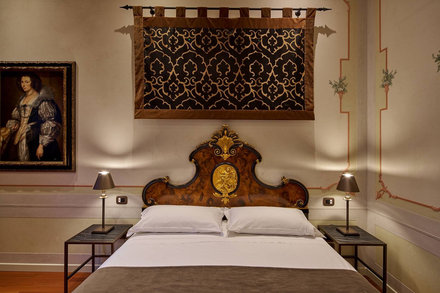 Unahotels-Ala-Venezia--Adults-16--Room-62