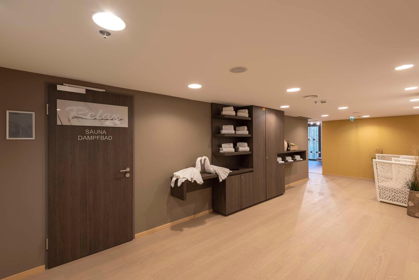 DoubleTree by Hilton Vienna Schonbrunn - Austria - VIENNA - Sports and Entertainment - 0