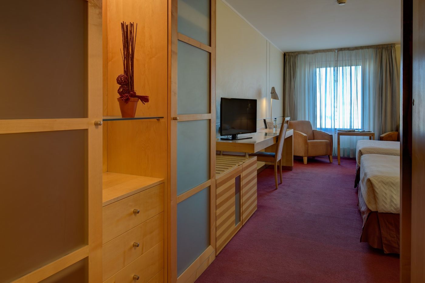 VIP-Executive-Entrecampos---Hotel---Conference-Room-17