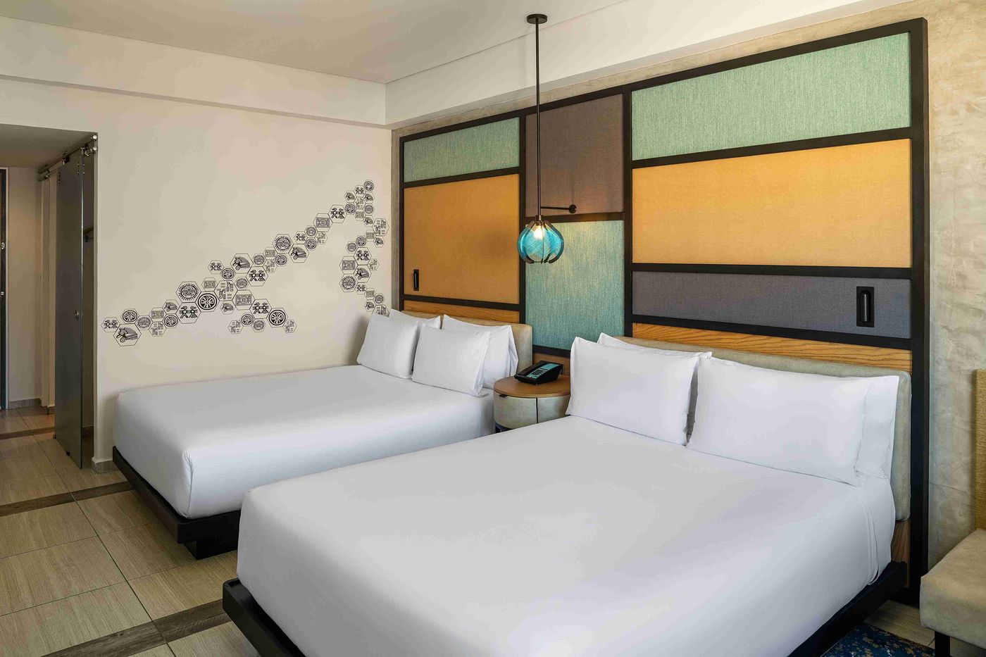 Aloft-Cancun-Room-14