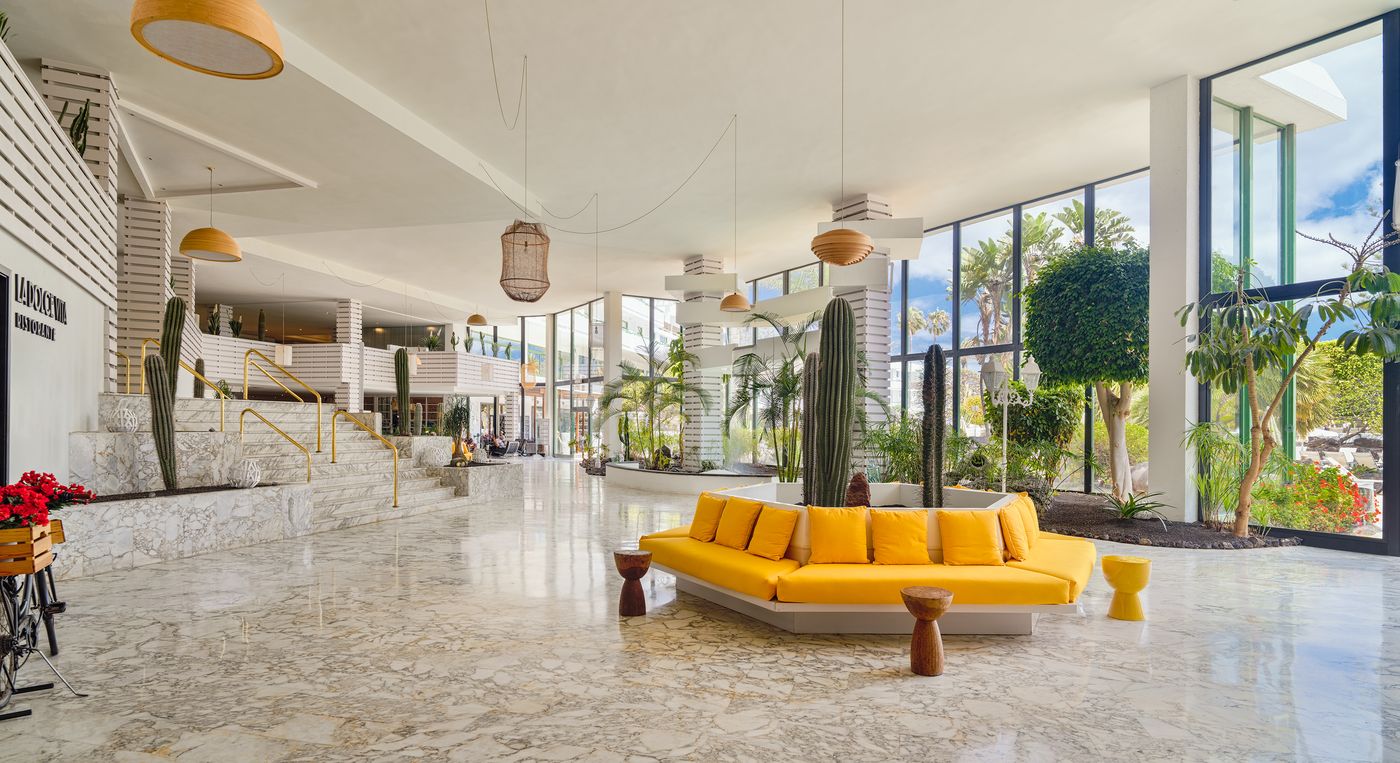 H10-Lanzarote-Princess-Lobby-47