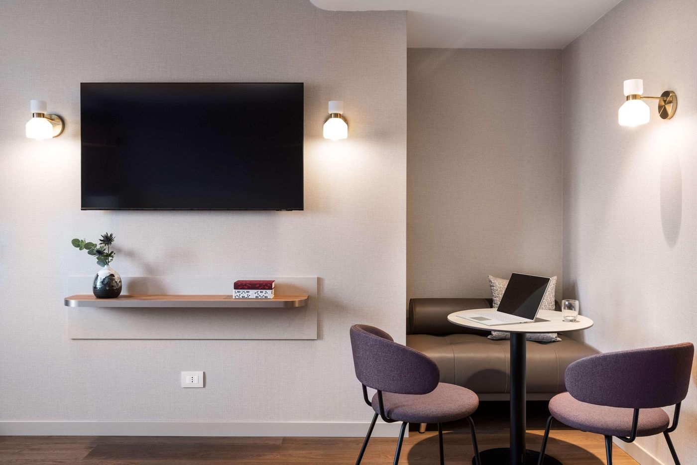 Hotel-Ambasciatori-Venice-Mestre---Tapestry-Collection-Room-31