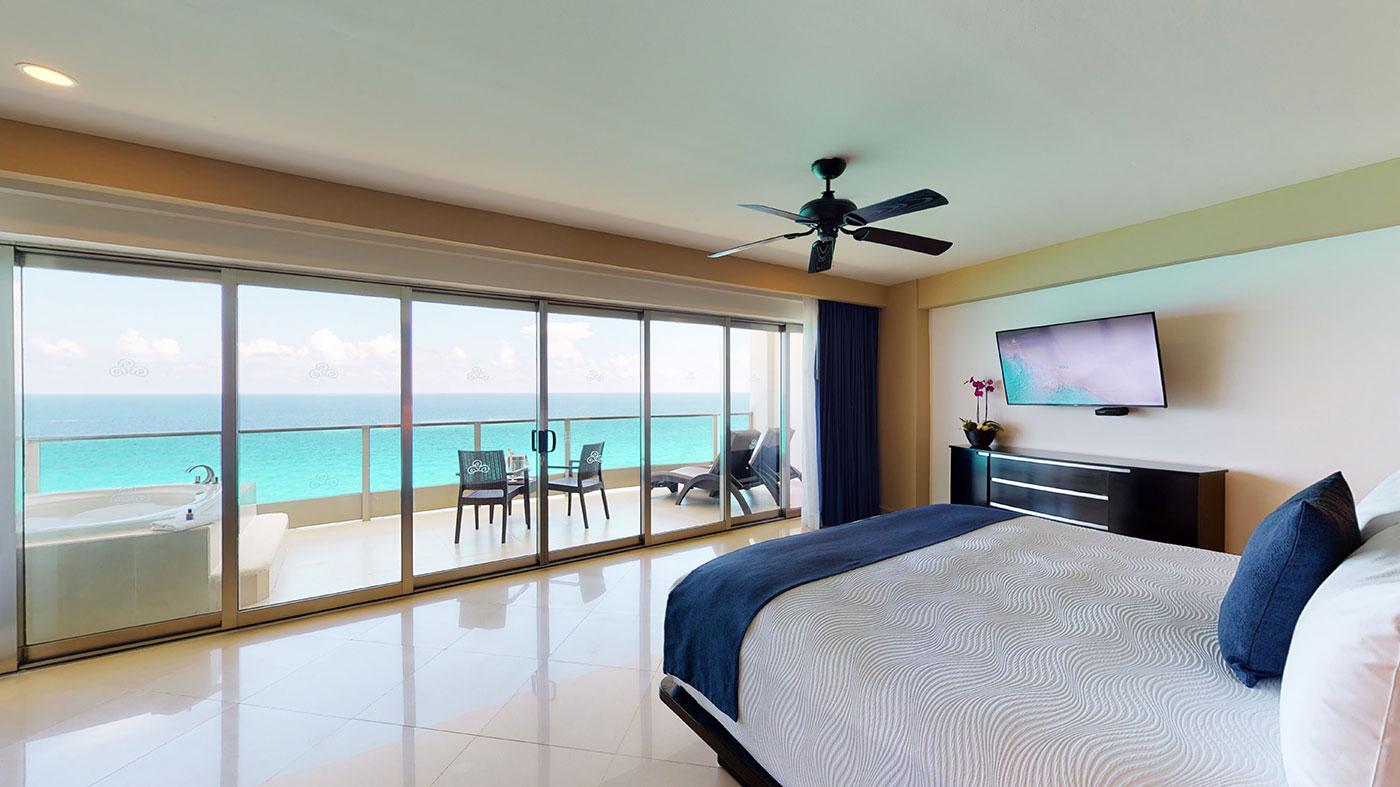 Seadust-Cancun-Family-Resort-Room-32