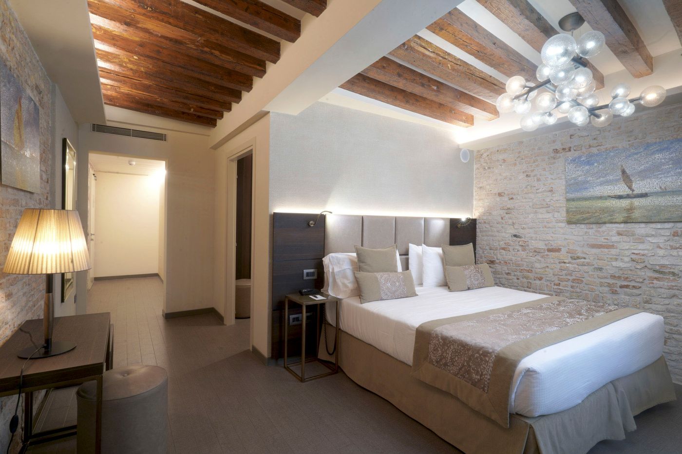 Hotel-Aquarius-Venice-Room-26