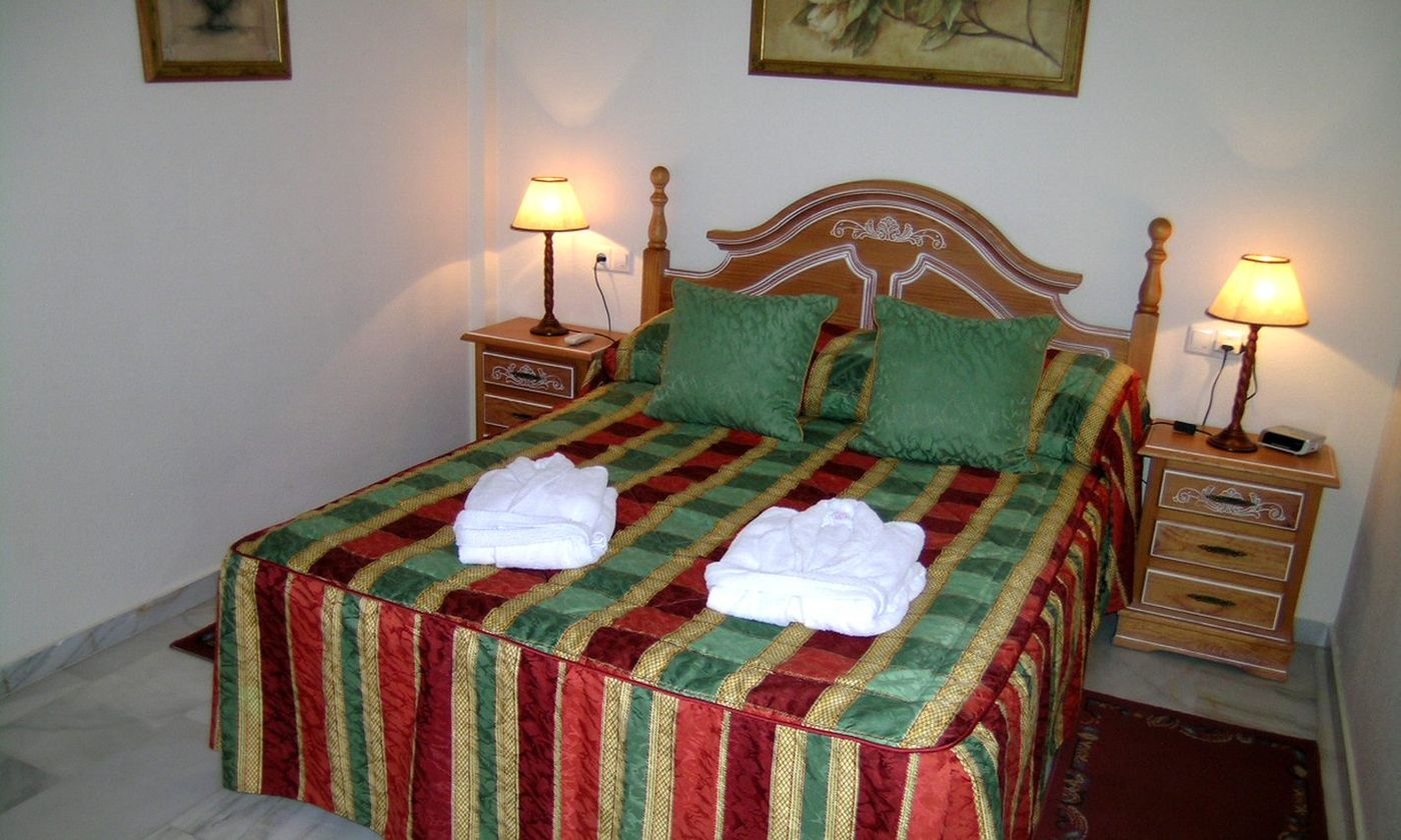 Macdonald La Ermita Club