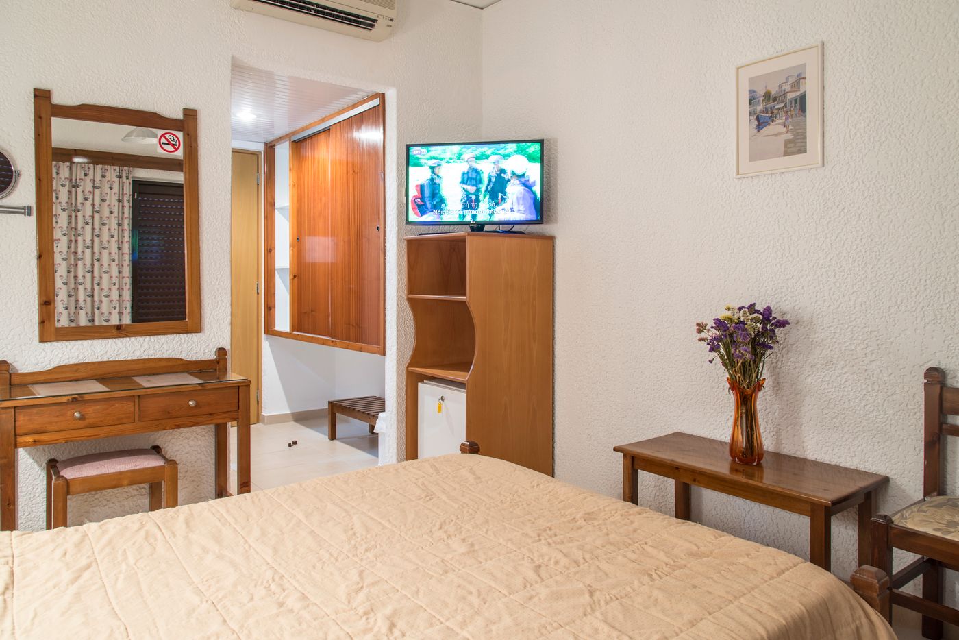 Tropical-Sol-Room-24