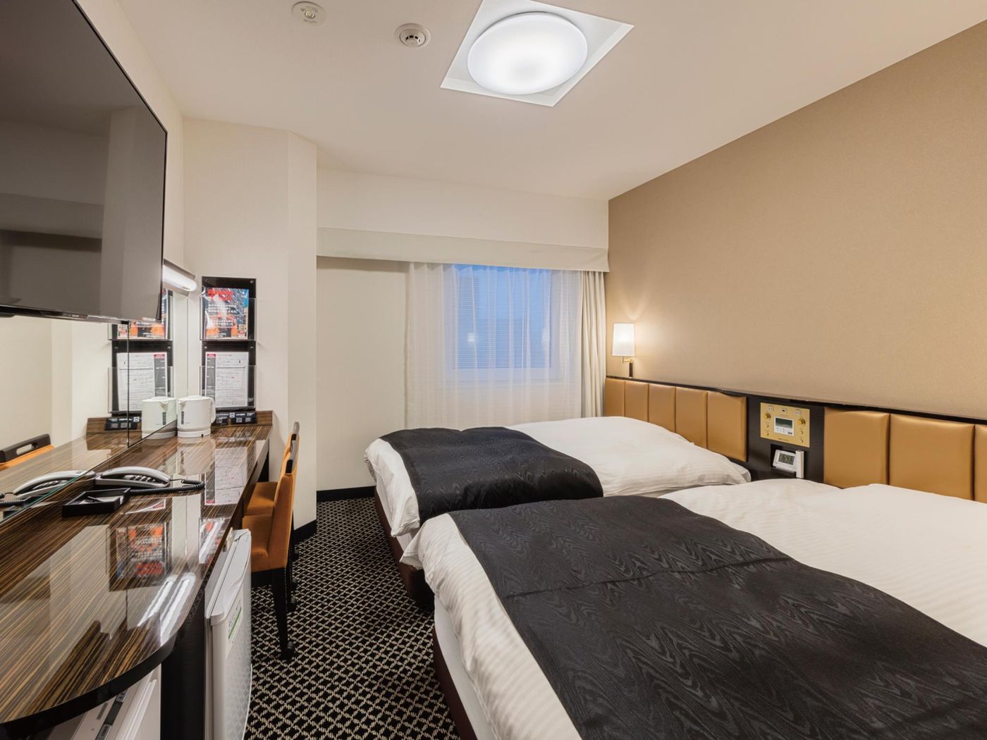 APA Hotel Asakusa Tawaramachi Ekimae-Japan-Tokyo-General view-1