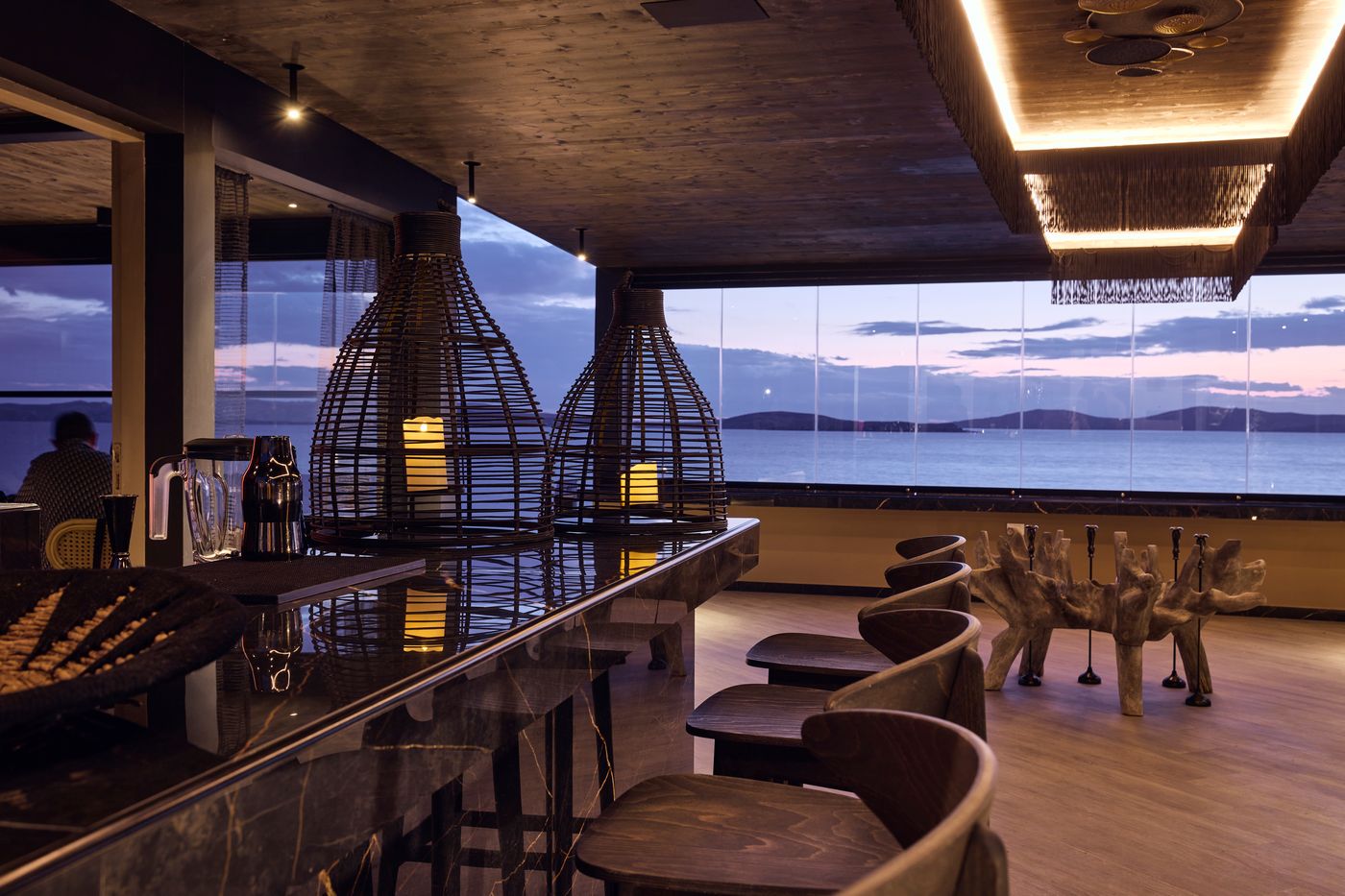 Amazon-Mykonos-Resort---Spa-Bar-49