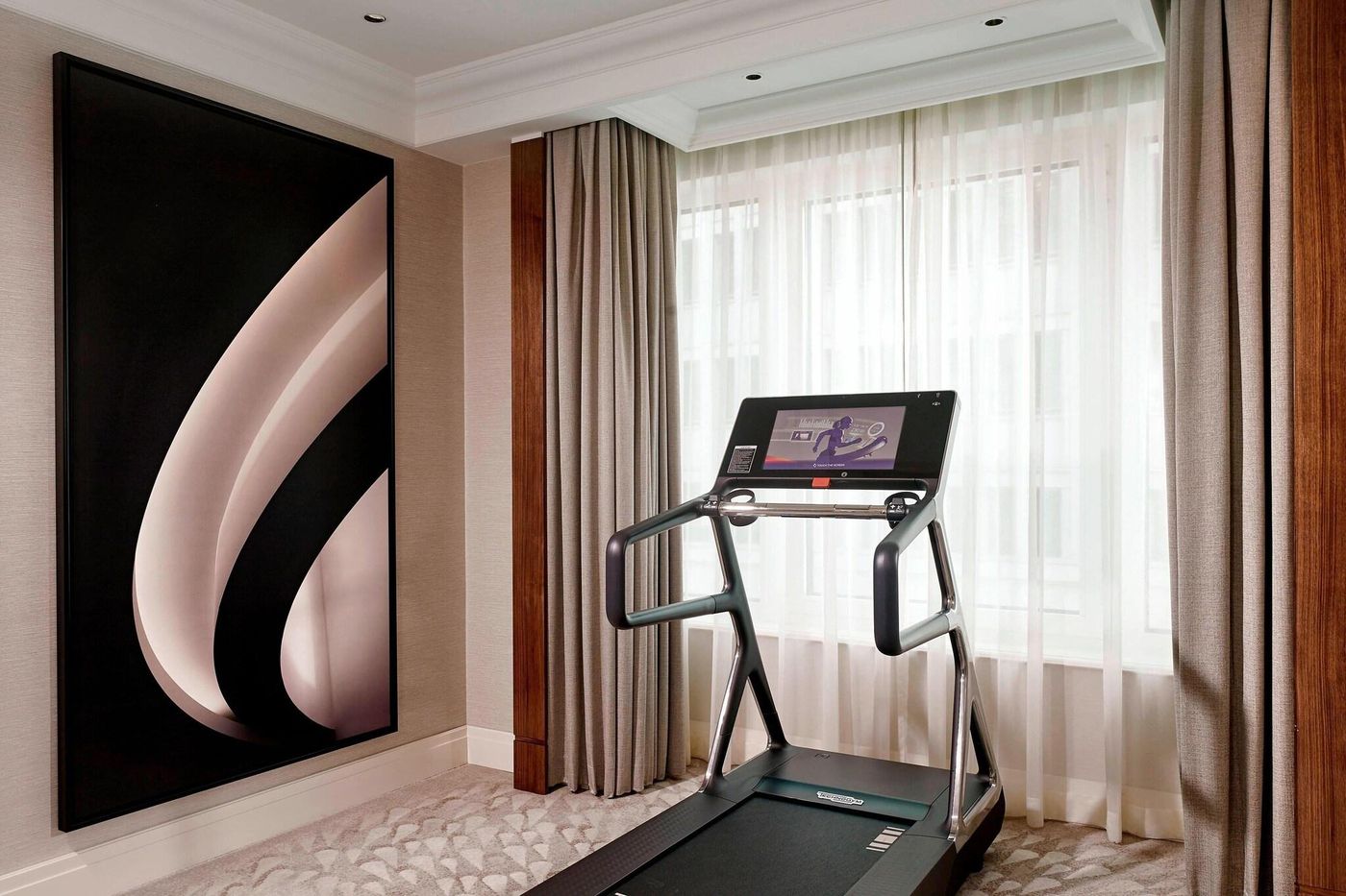 Ritz-Carlton-Berlin-Sports-and-Entertainment-80
