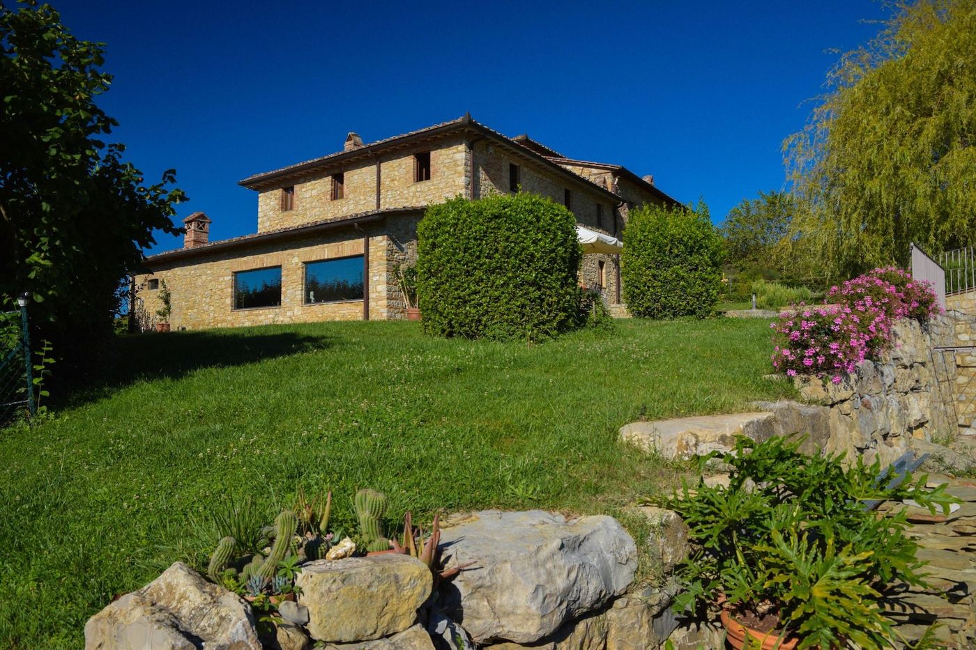 Cavarchino-B-B-General-view-2