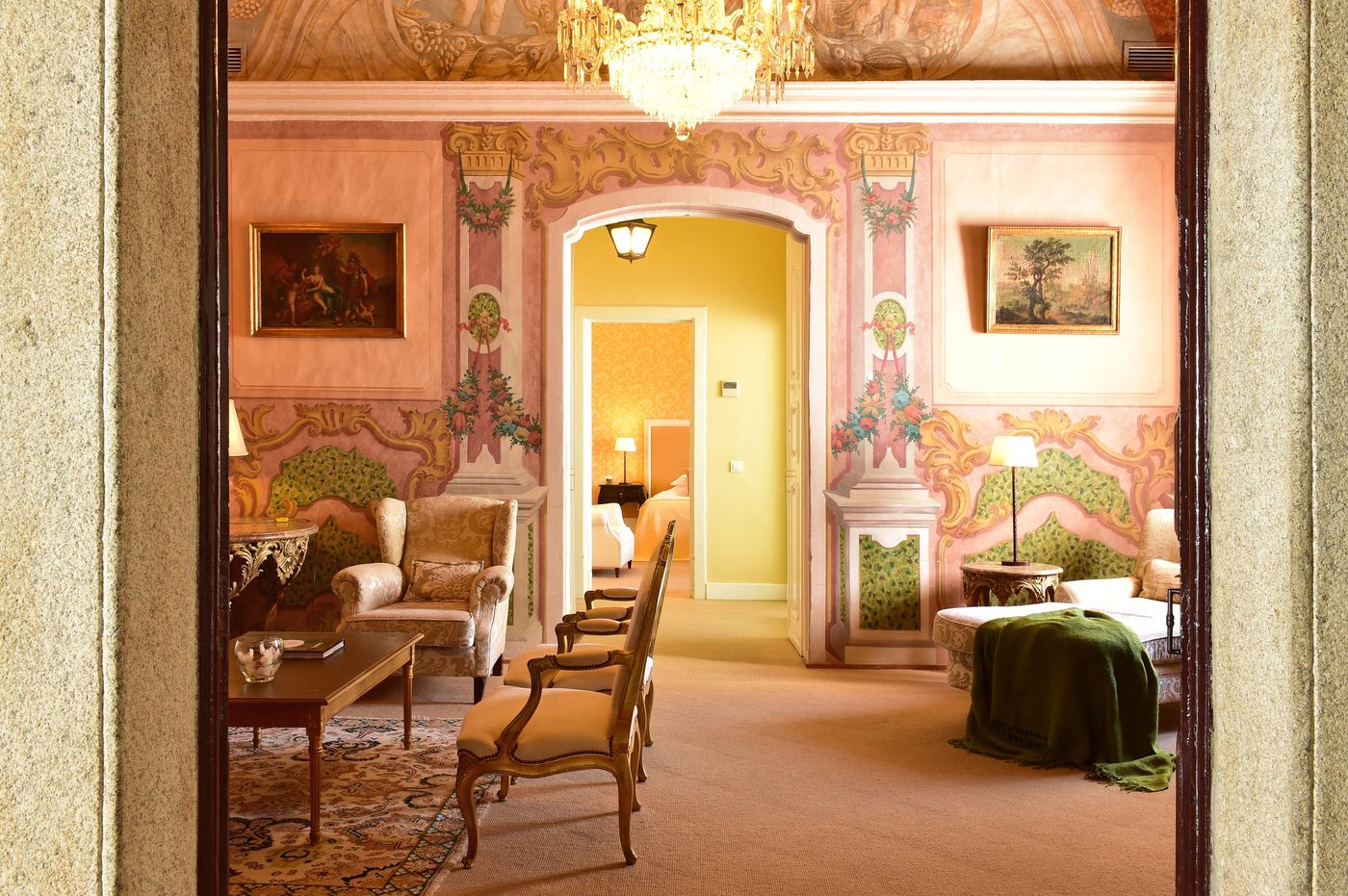 Pousada-Convento-de-Evora-Lobby-19