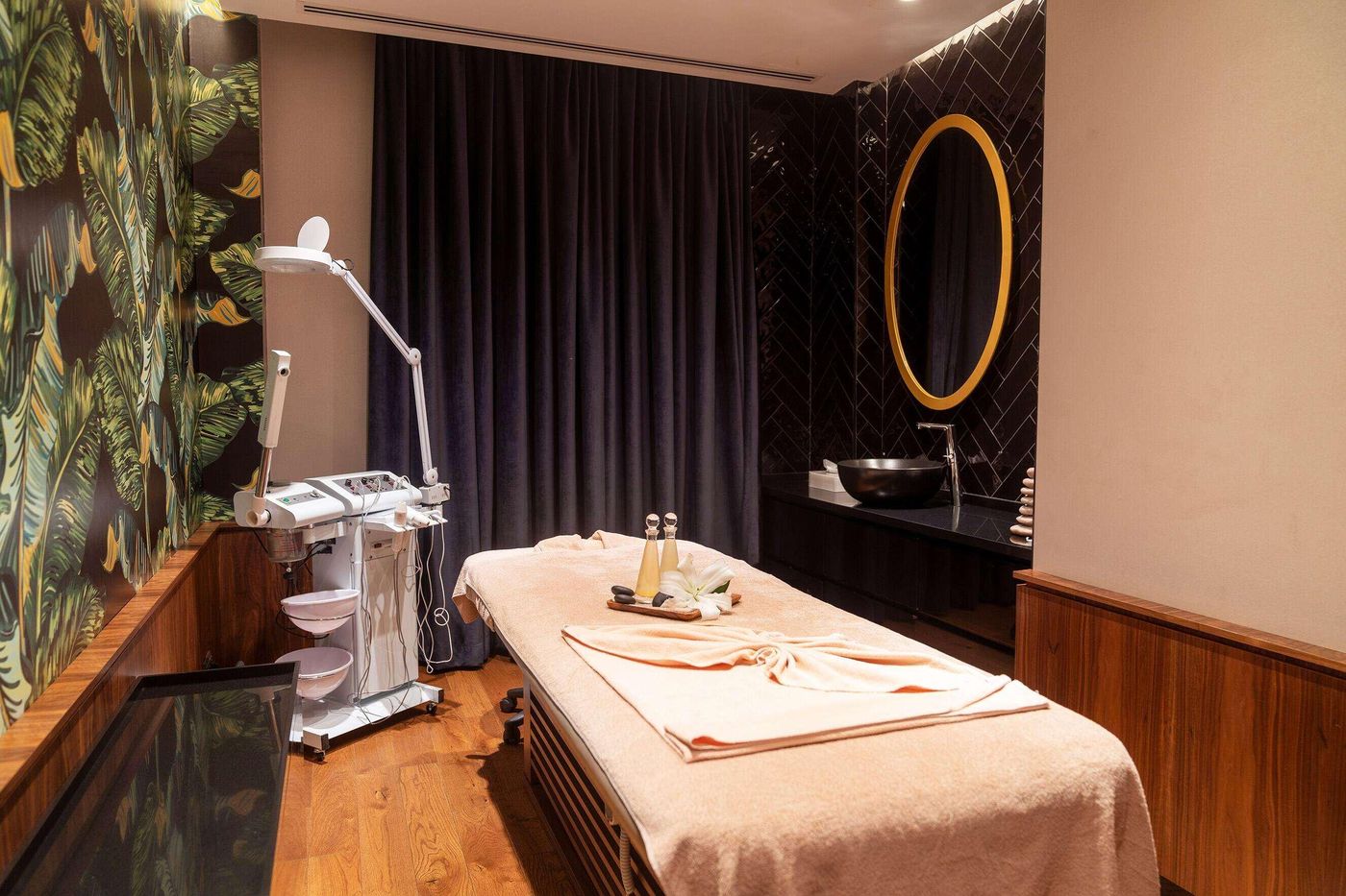 Ramada-Plaza-Istanbul-City-Centre-Sports-and-Entertainment-54