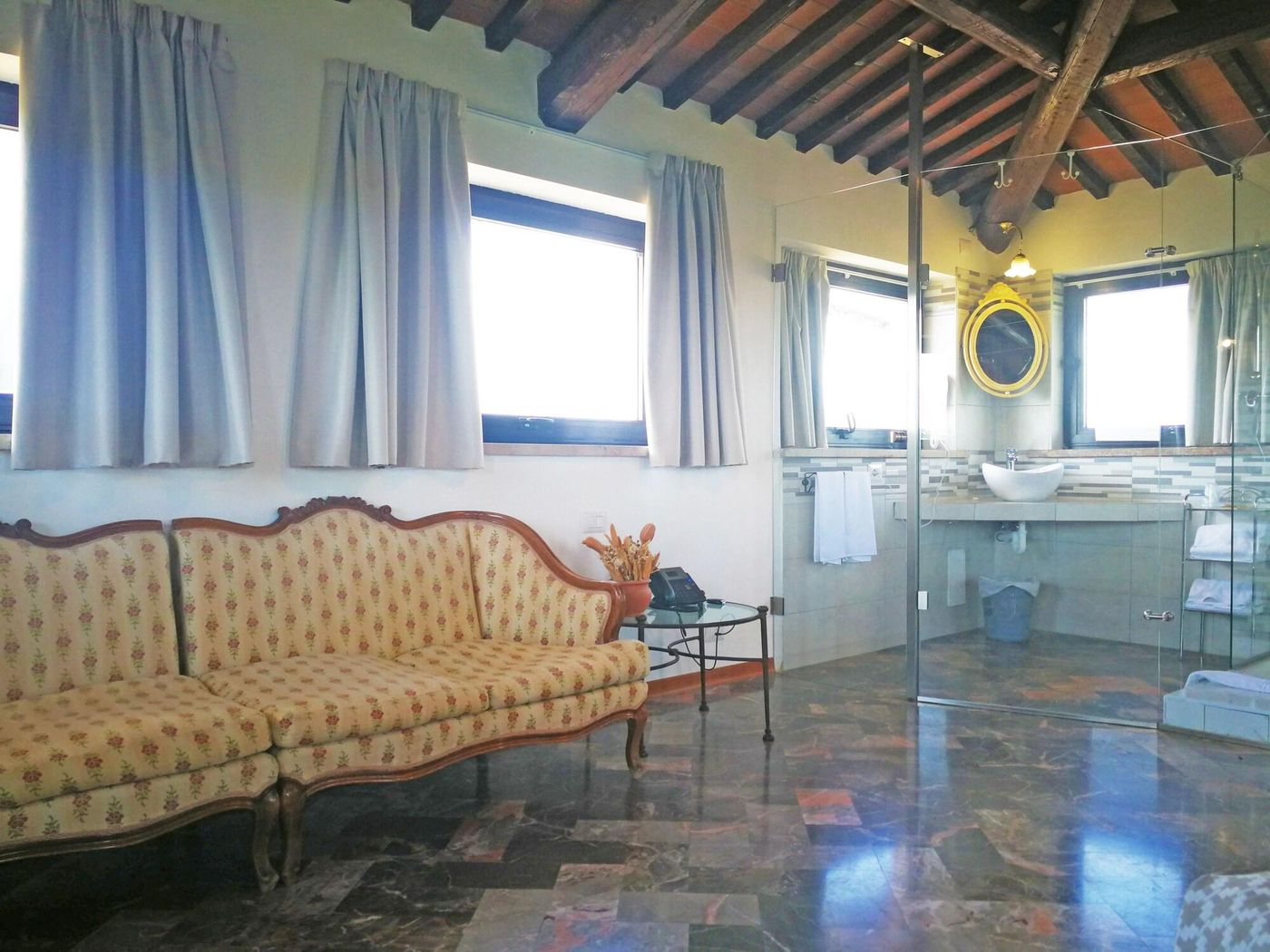La-Loggia-Villa-Gloria-Room-36