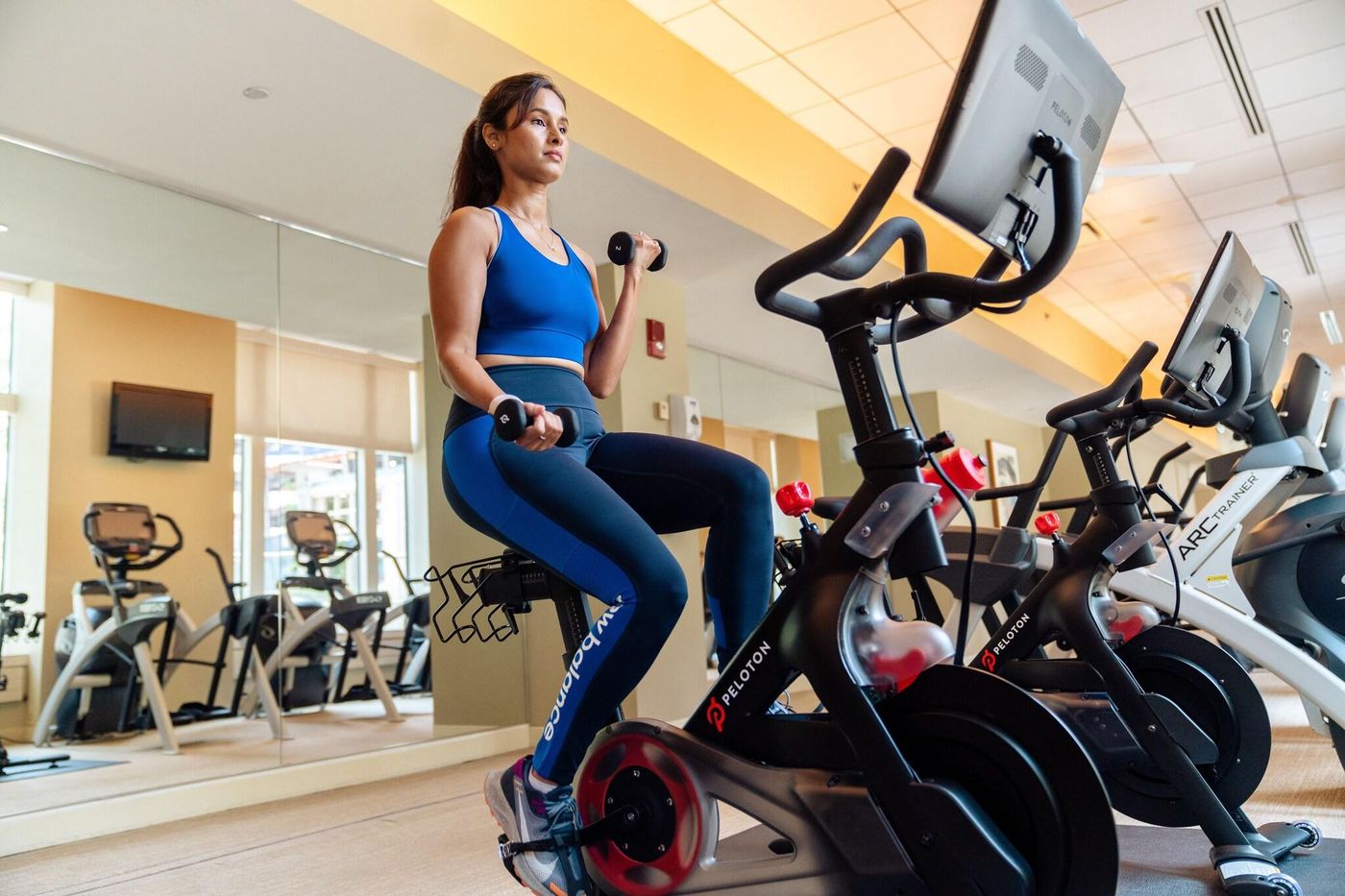 Seaport-Boston-Hotel-Sports-and-Entertainment-41