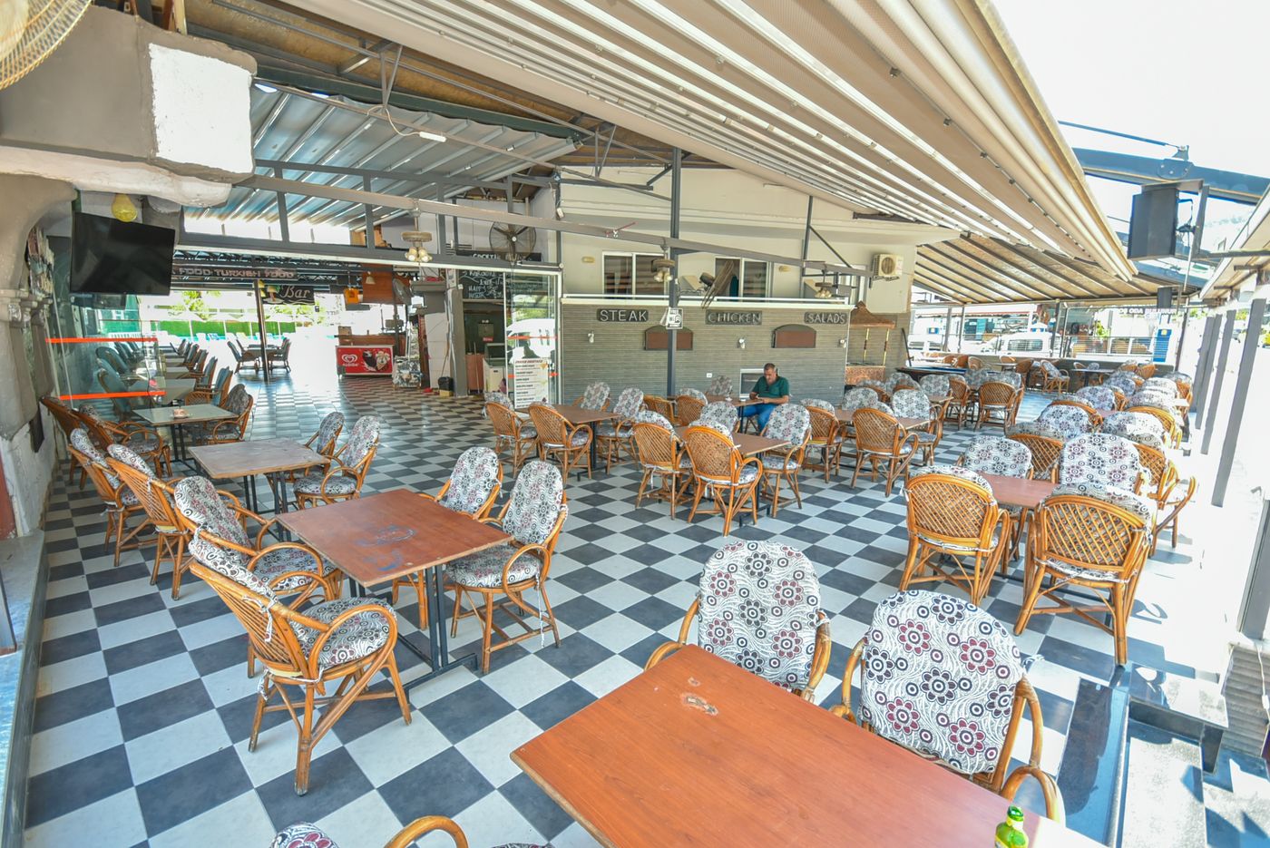 Golden-Orange-Apart-Hotel-Restaurant-30