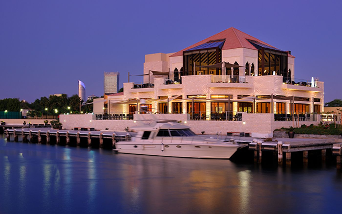 Intercontinental Abu Dhabi 03