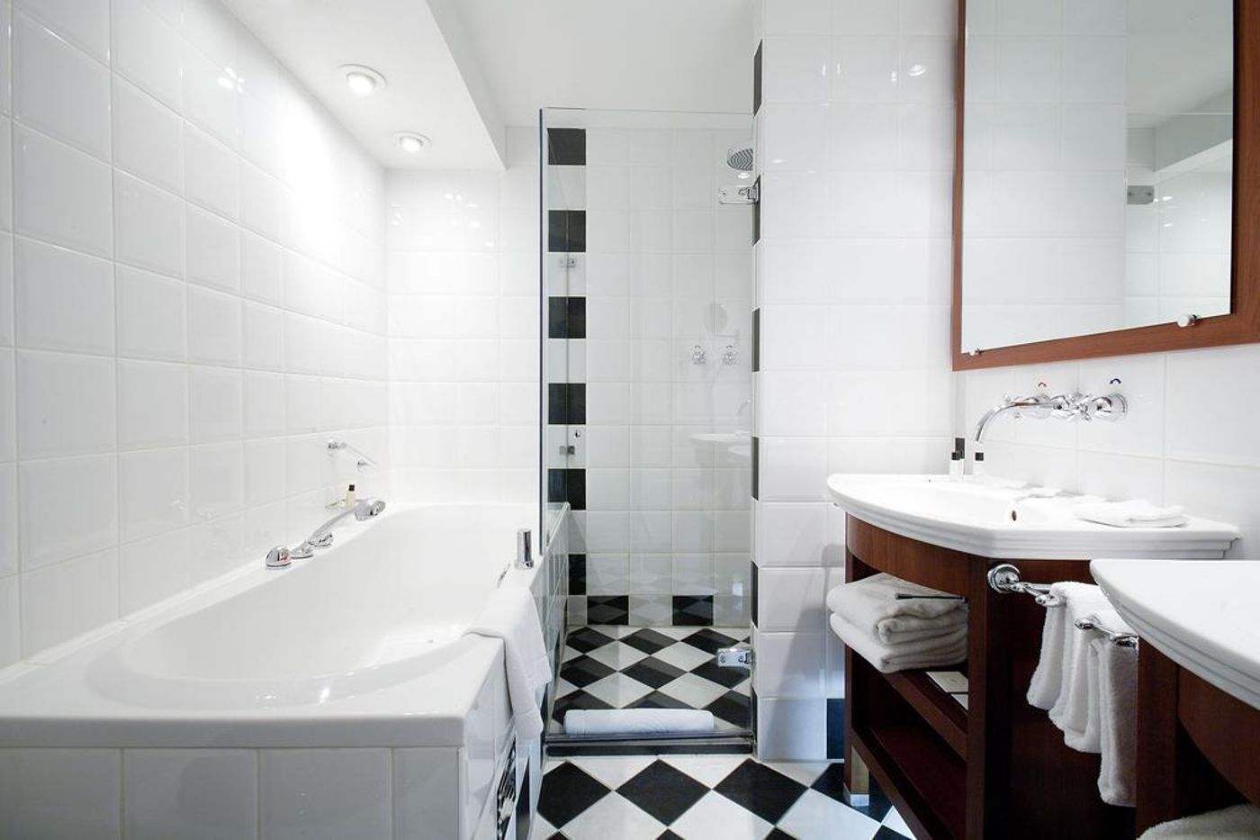 Banks Mansion-Netherlands-Amsterdam-General view-2