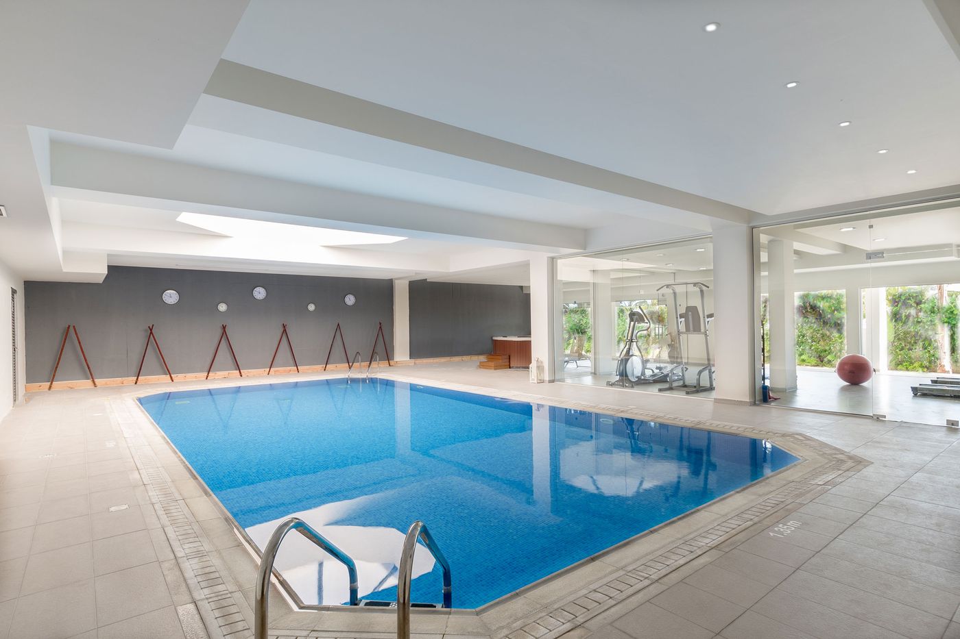 Royal-Blue-Hotel---Spa-Paphos-Pool-26