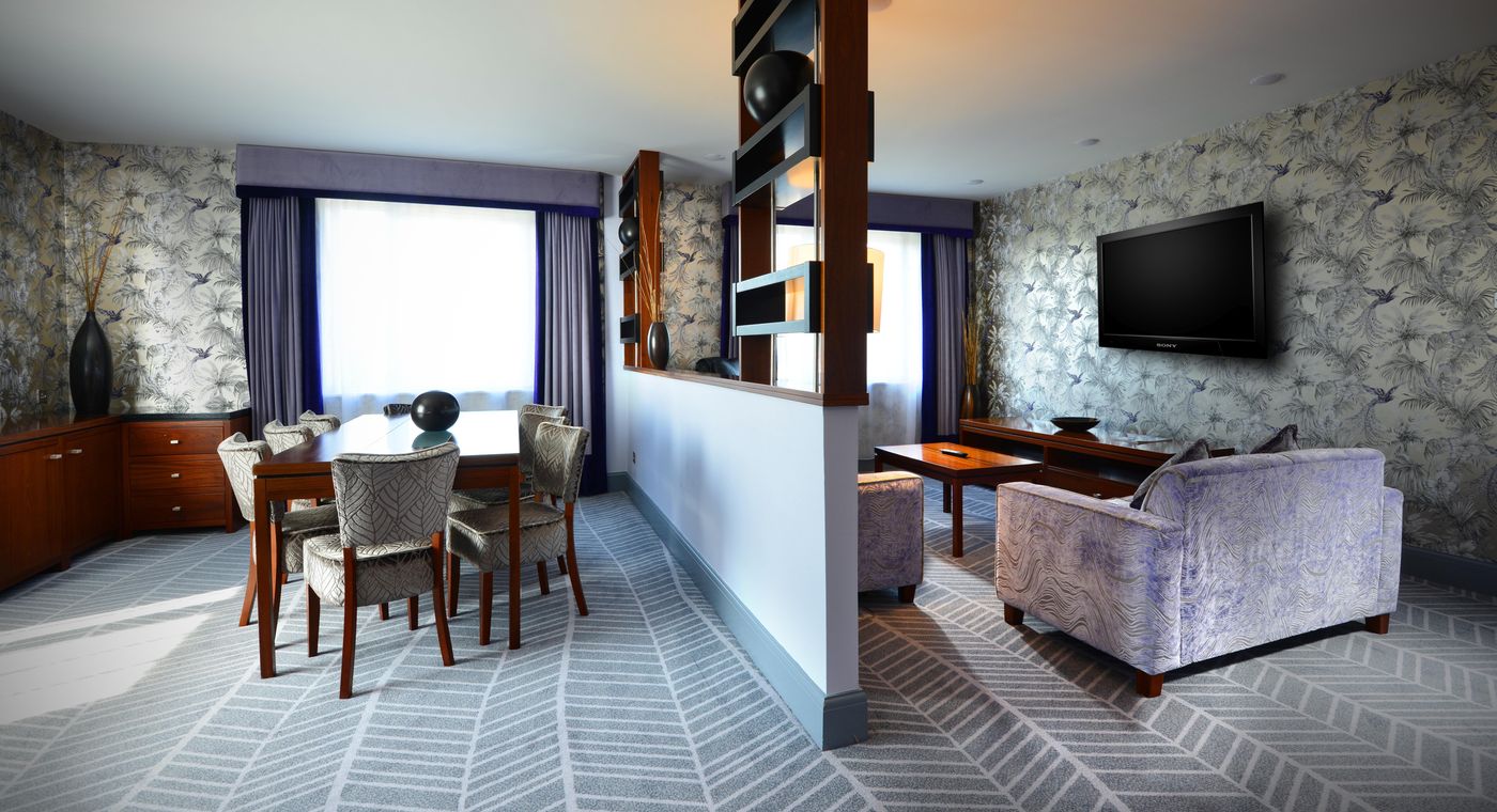 Crowne-Plaza-Dublin-Airport-Room-12