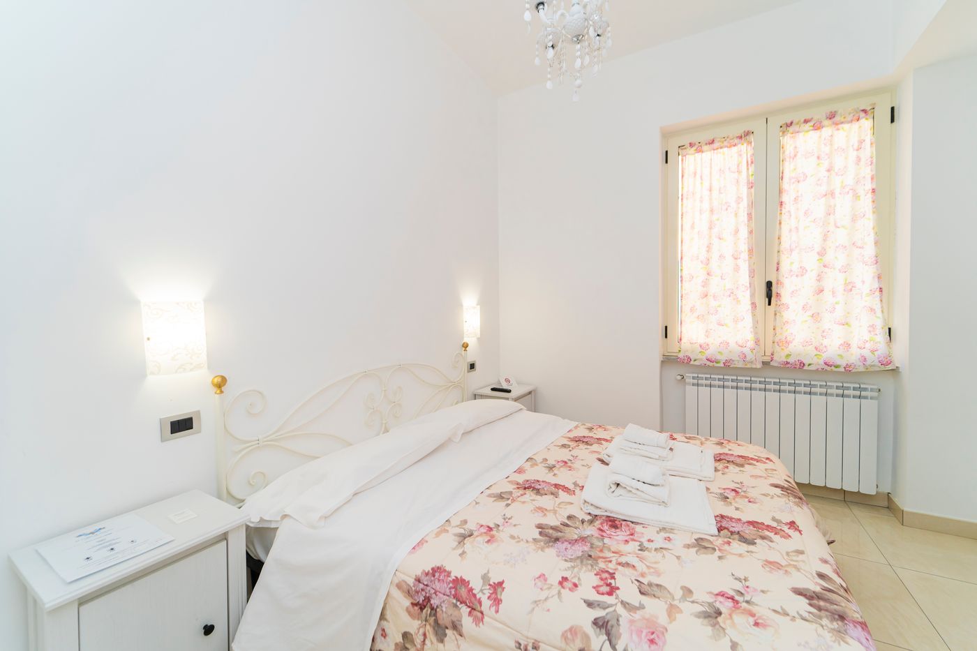 La-Casa-Di-Aurora-Room-8