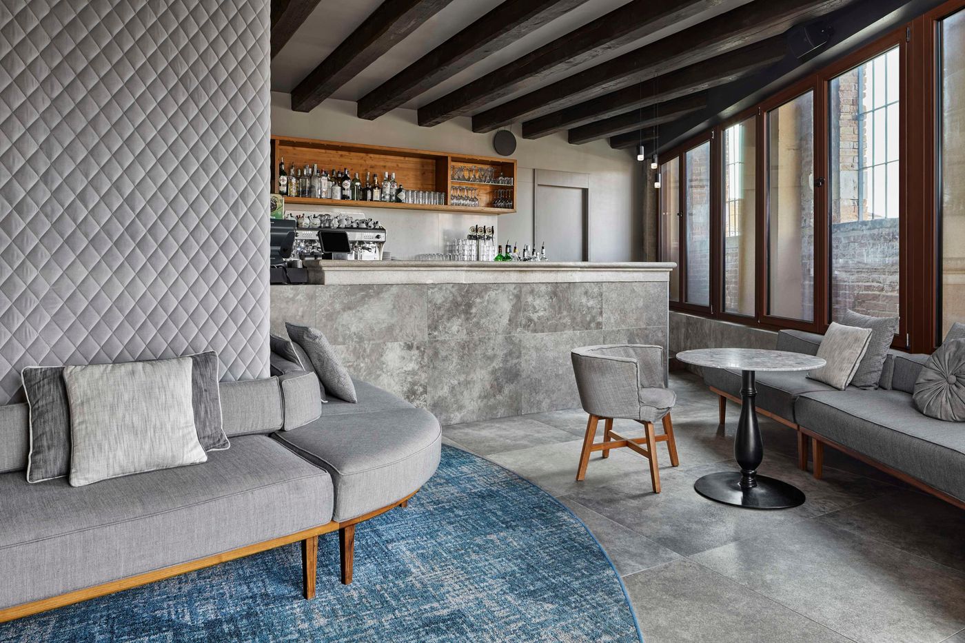 Hyatt-Centric-Murano-Venice-Pool-9