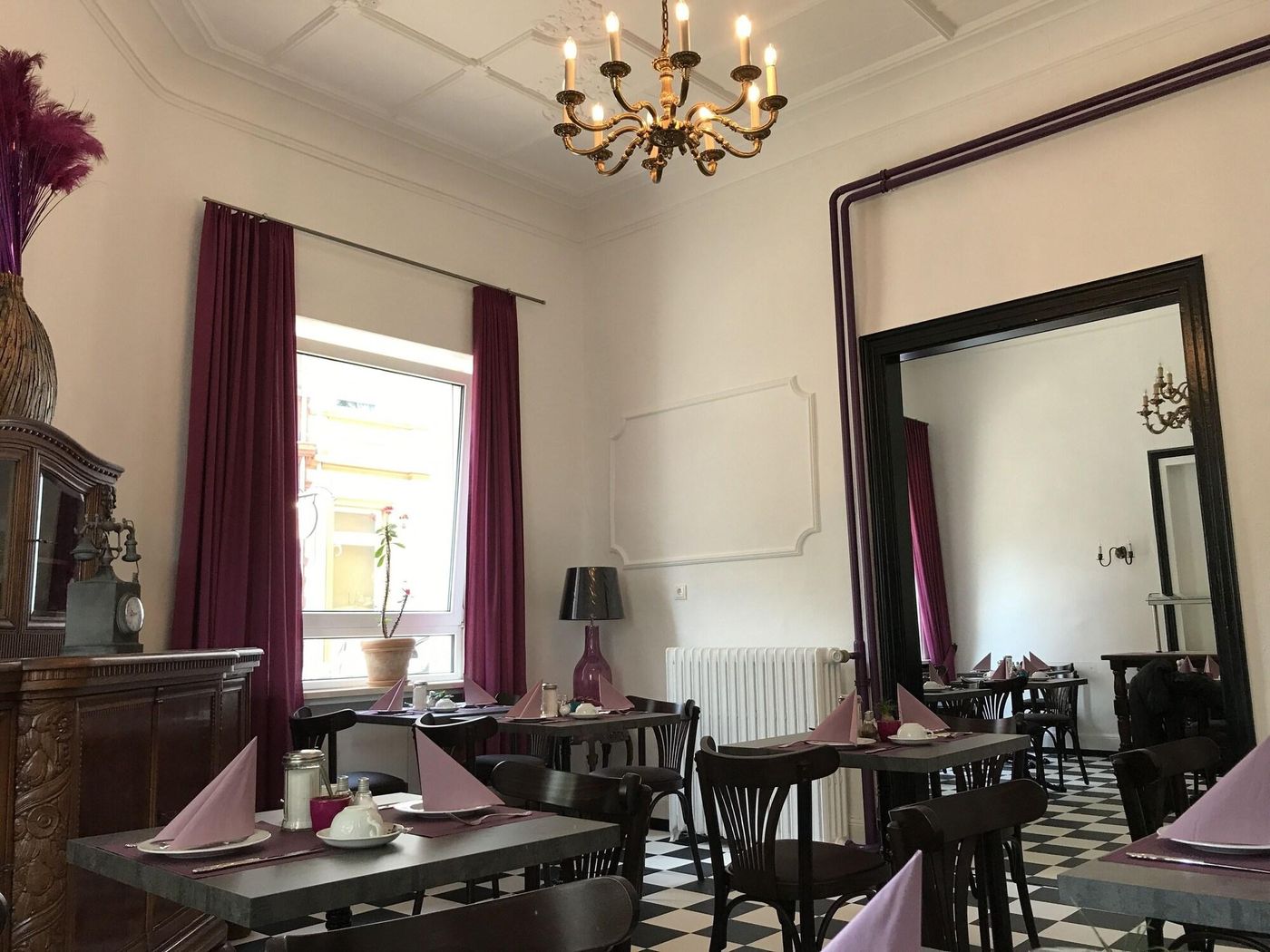 Hotel Mystique - Germany - Bad Homburg V.D. Hoehe - Sports and Entertainment - 0