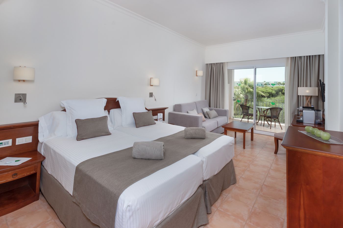 Valentin-Sancti-Petri-Room-23