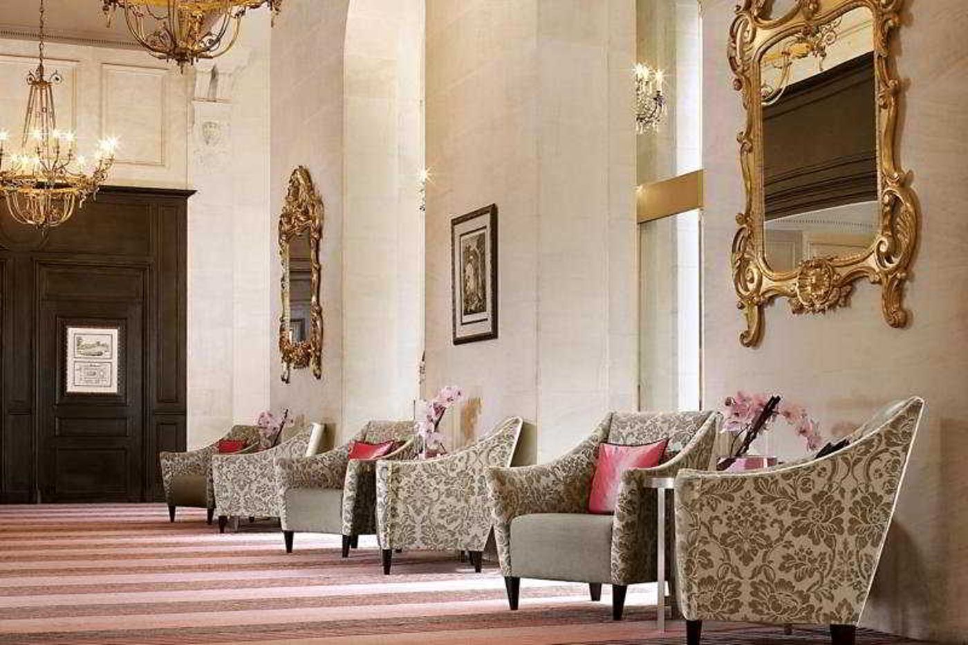 The-Westin-Paris-Lobby-17