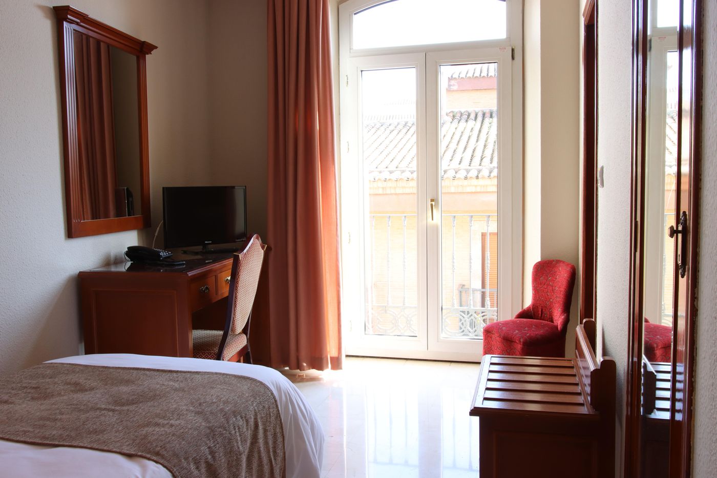 Reina Cristina-Spain-GRANADA-Room-7